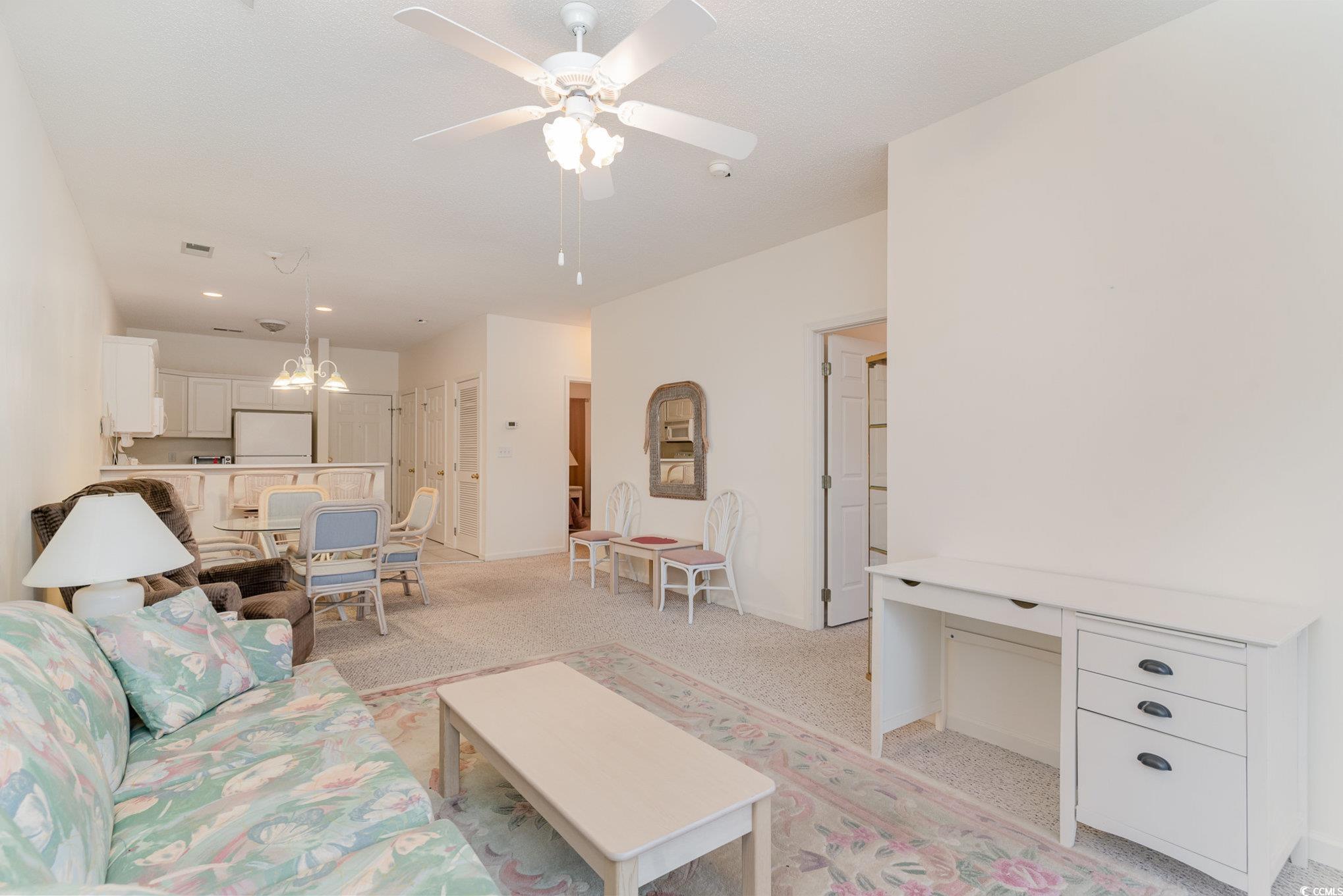 242 Sun Colony Blvd. Property Photo 6