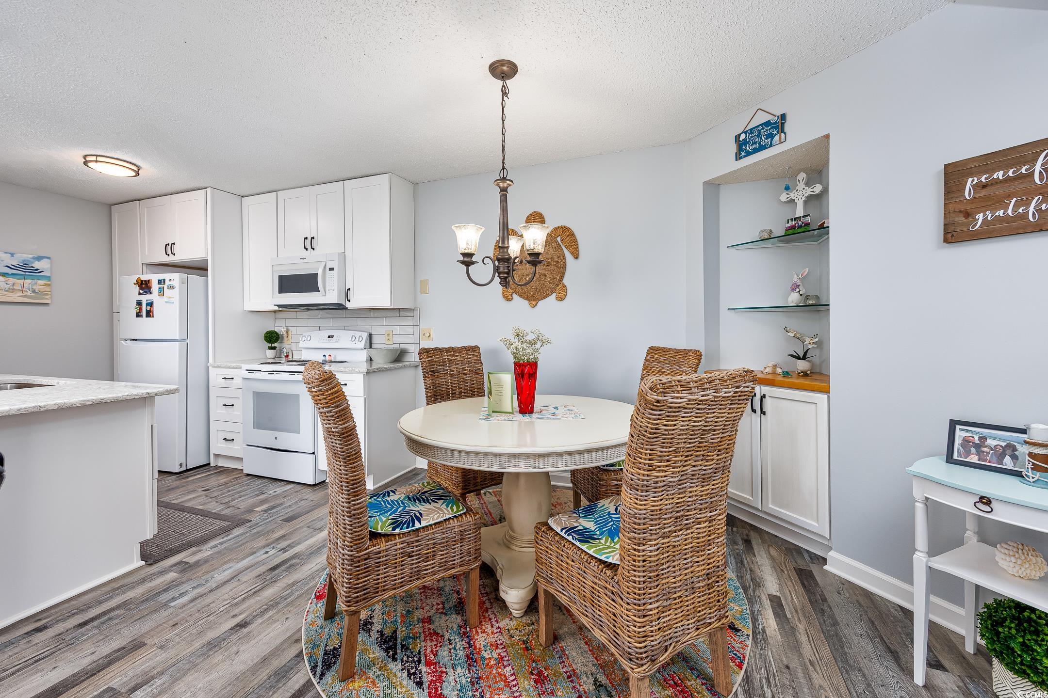 8861 Cloister Dr. Property Photo 15