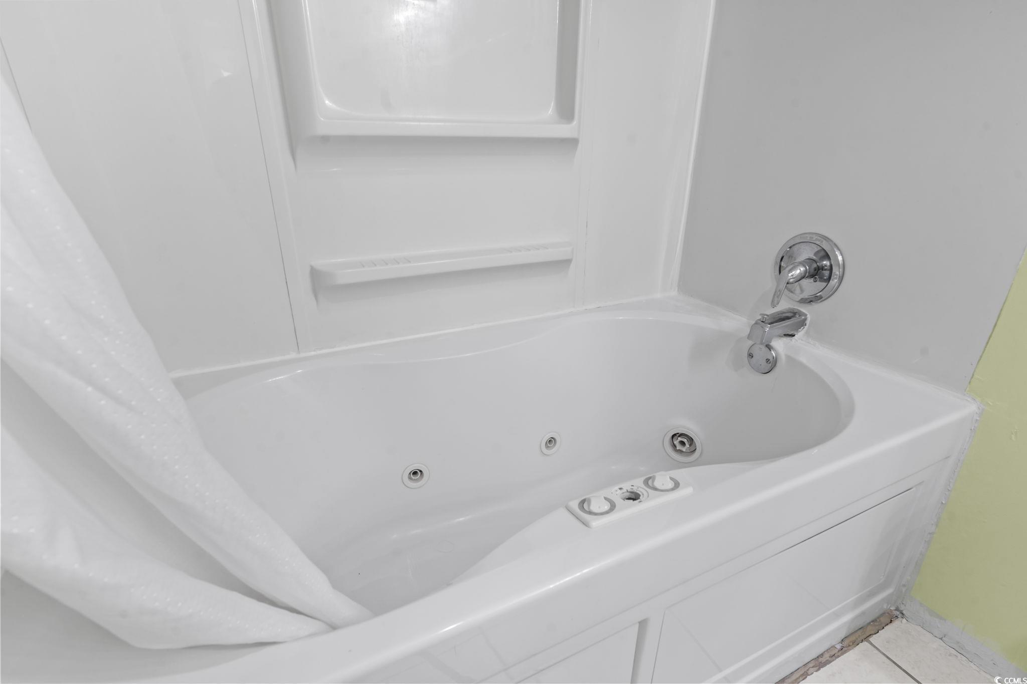 1210 N Waccamaw Dr. Property Photo 22