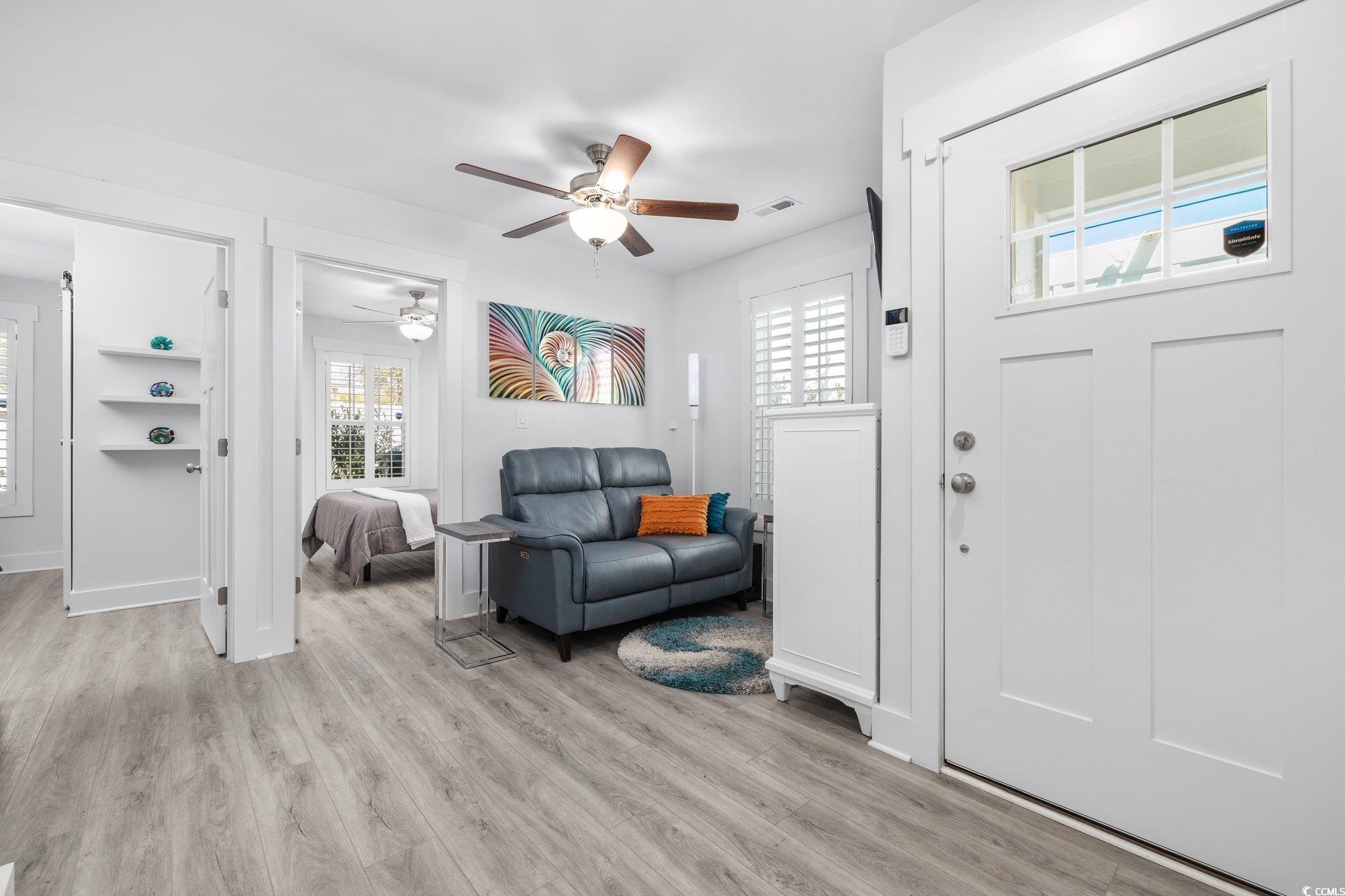 2406 Seabreeze Pl. Property Photo 4