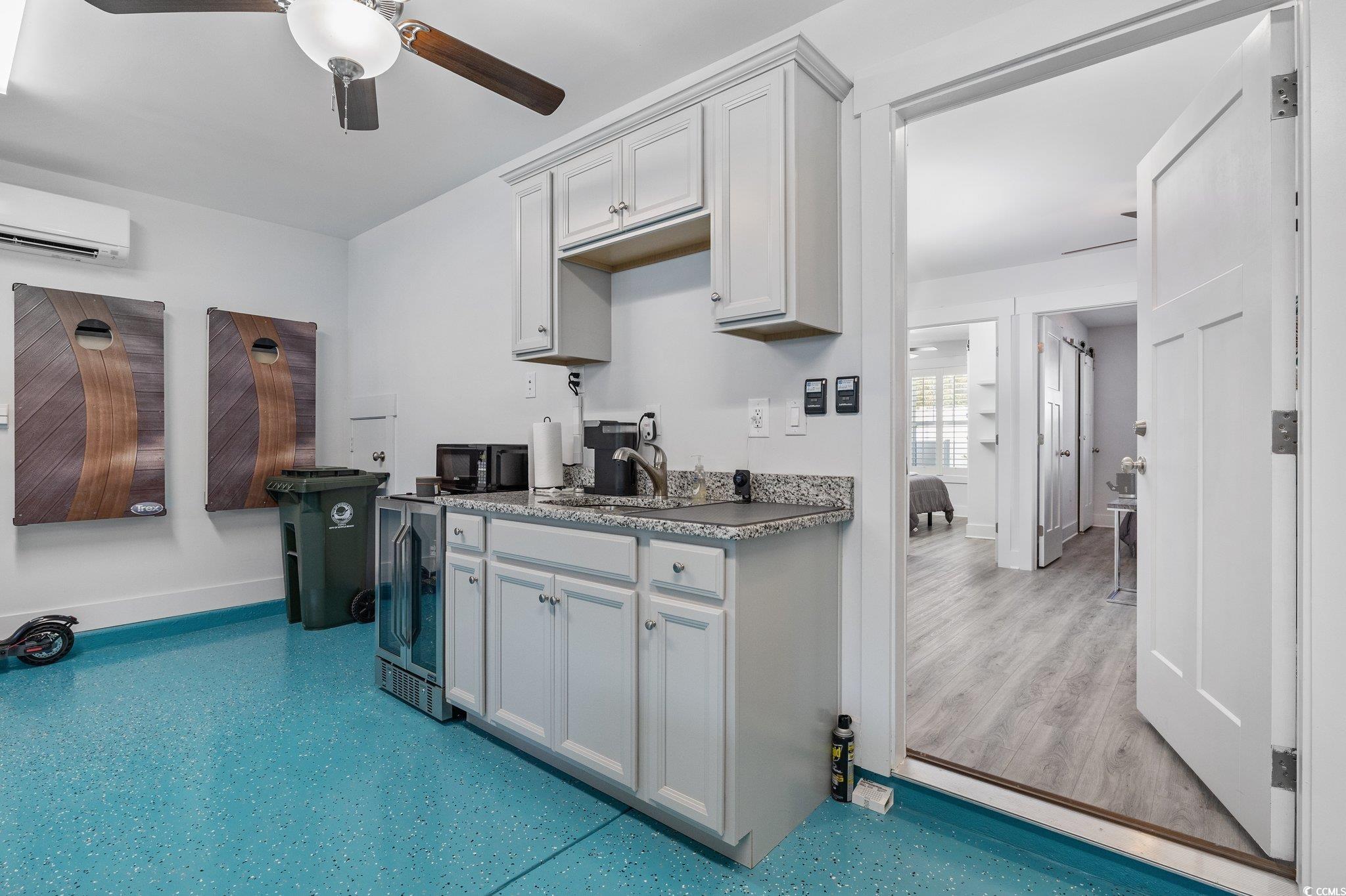 2406 Seabreeze Pl. Property Photo 13