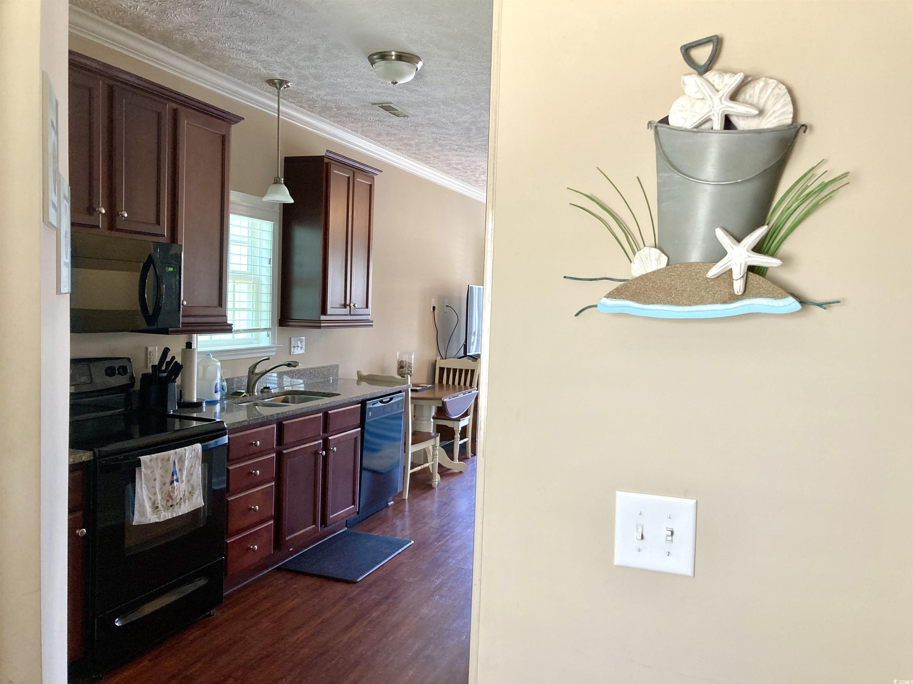 337 Sailors Ct. Property Photo 7