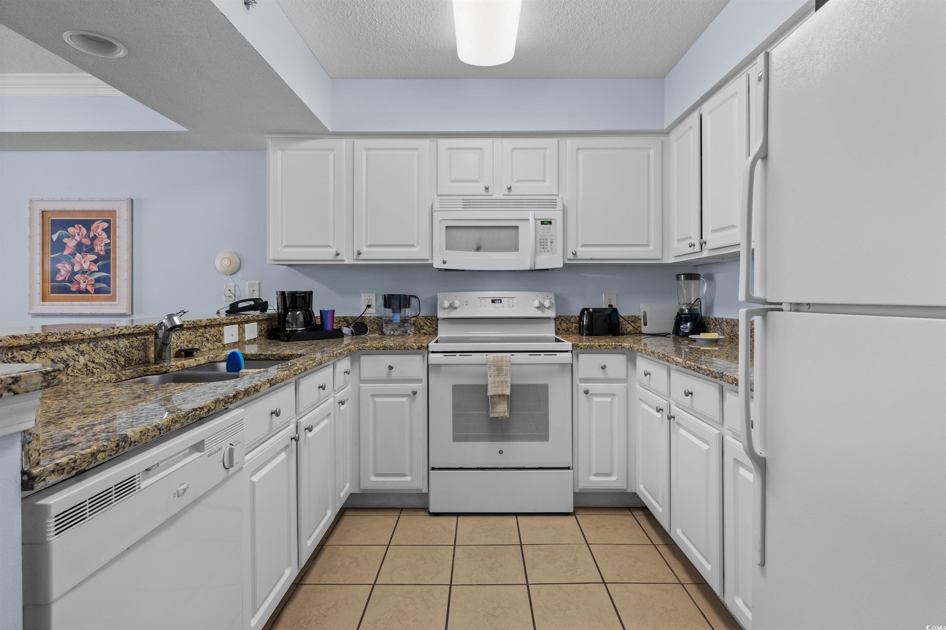 2201 S Ocean Blvd. Property Photo 12