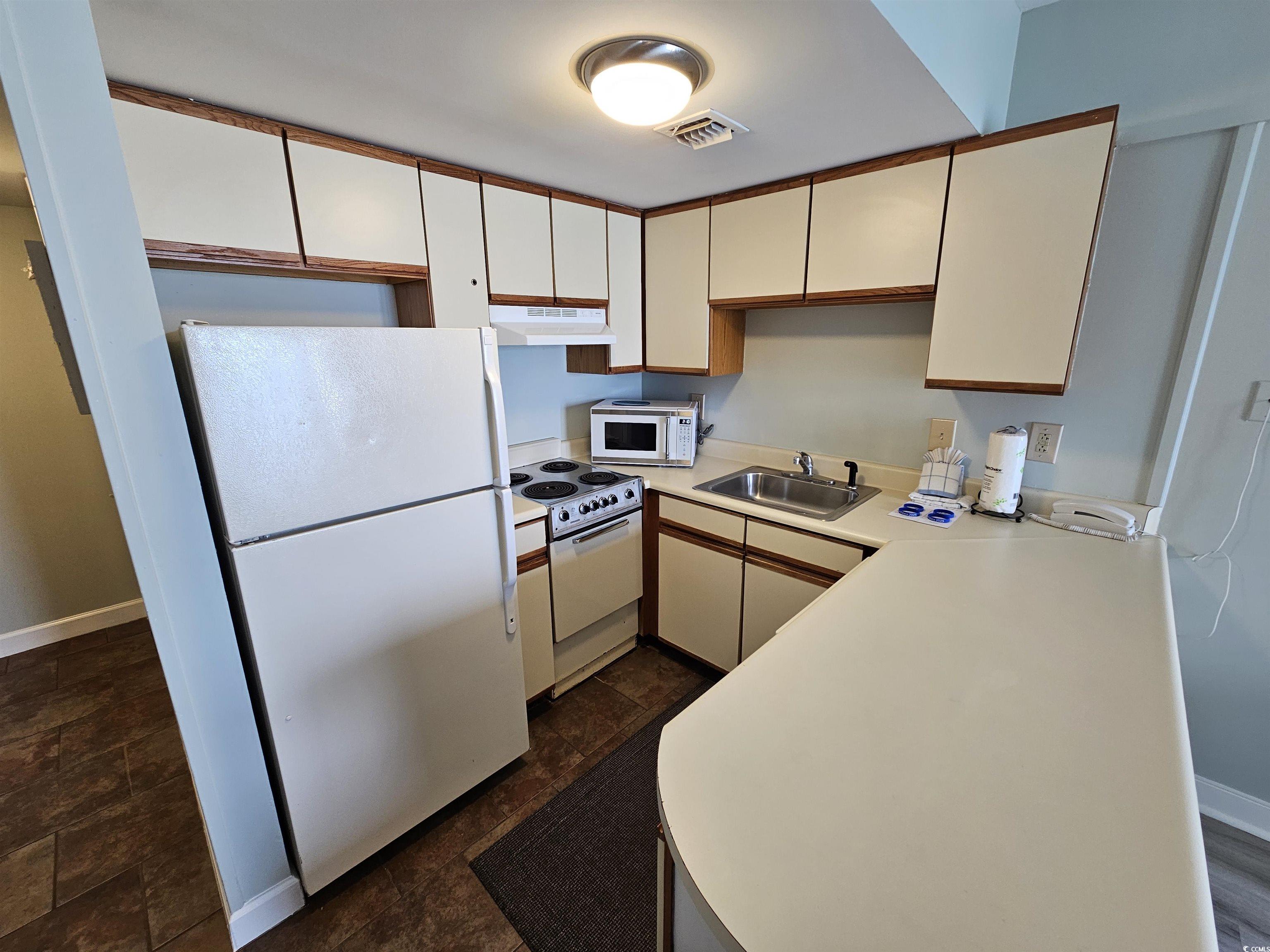 1605 South Ocean Blvd. Property Photo 8