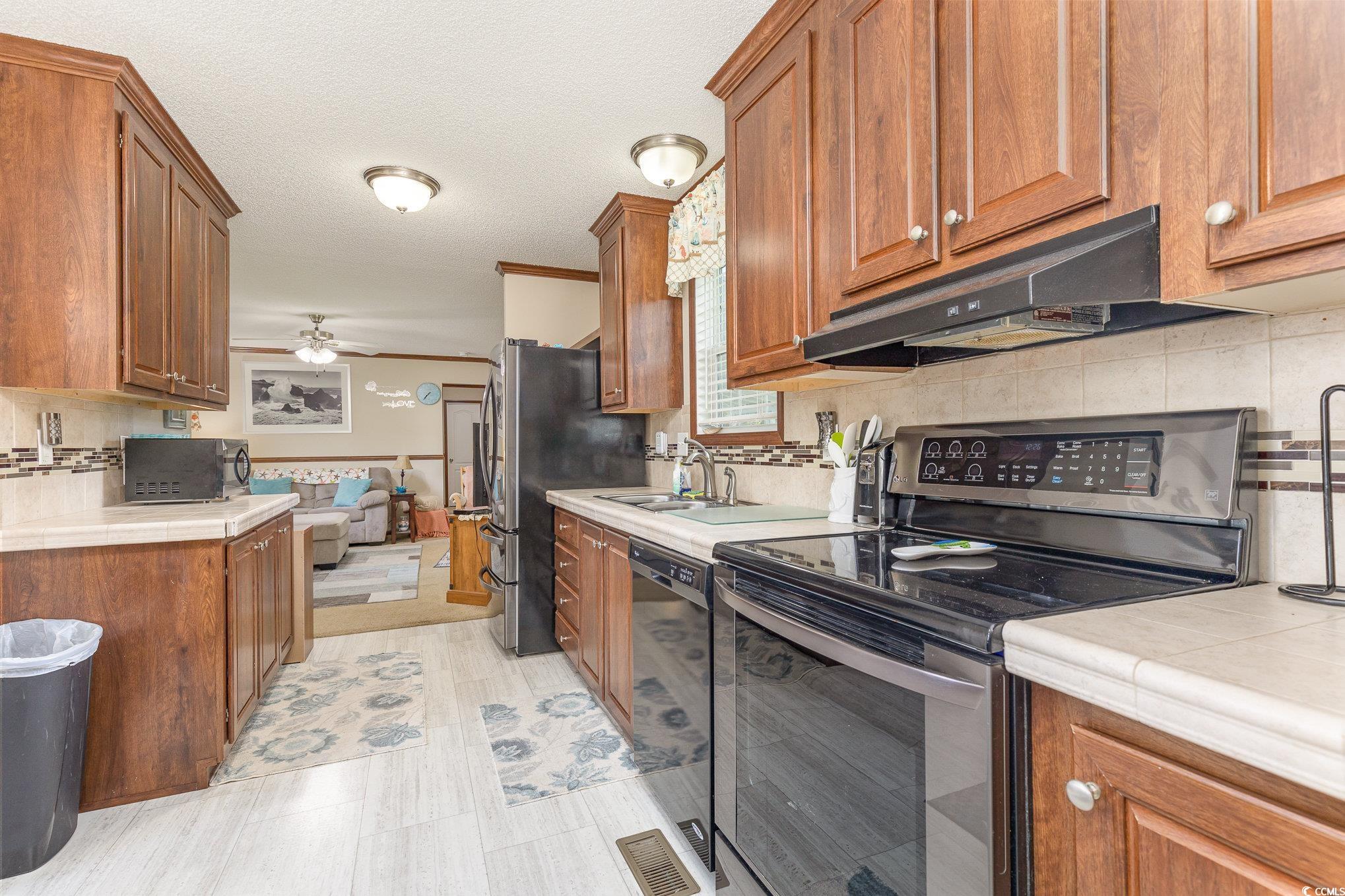1105 Highway 15 Property Photo 11