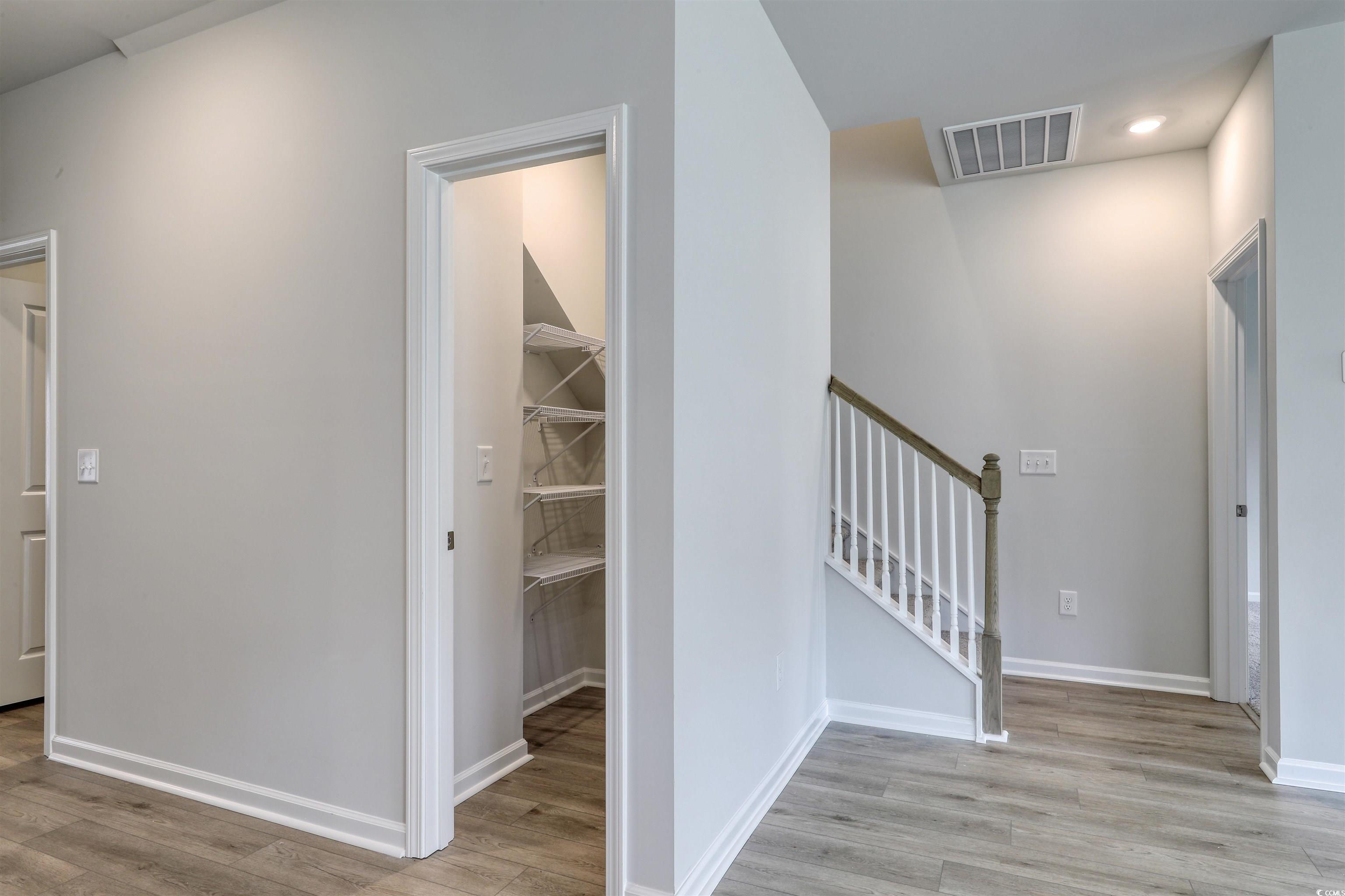 495 Wagner Cir. Property Photo 18