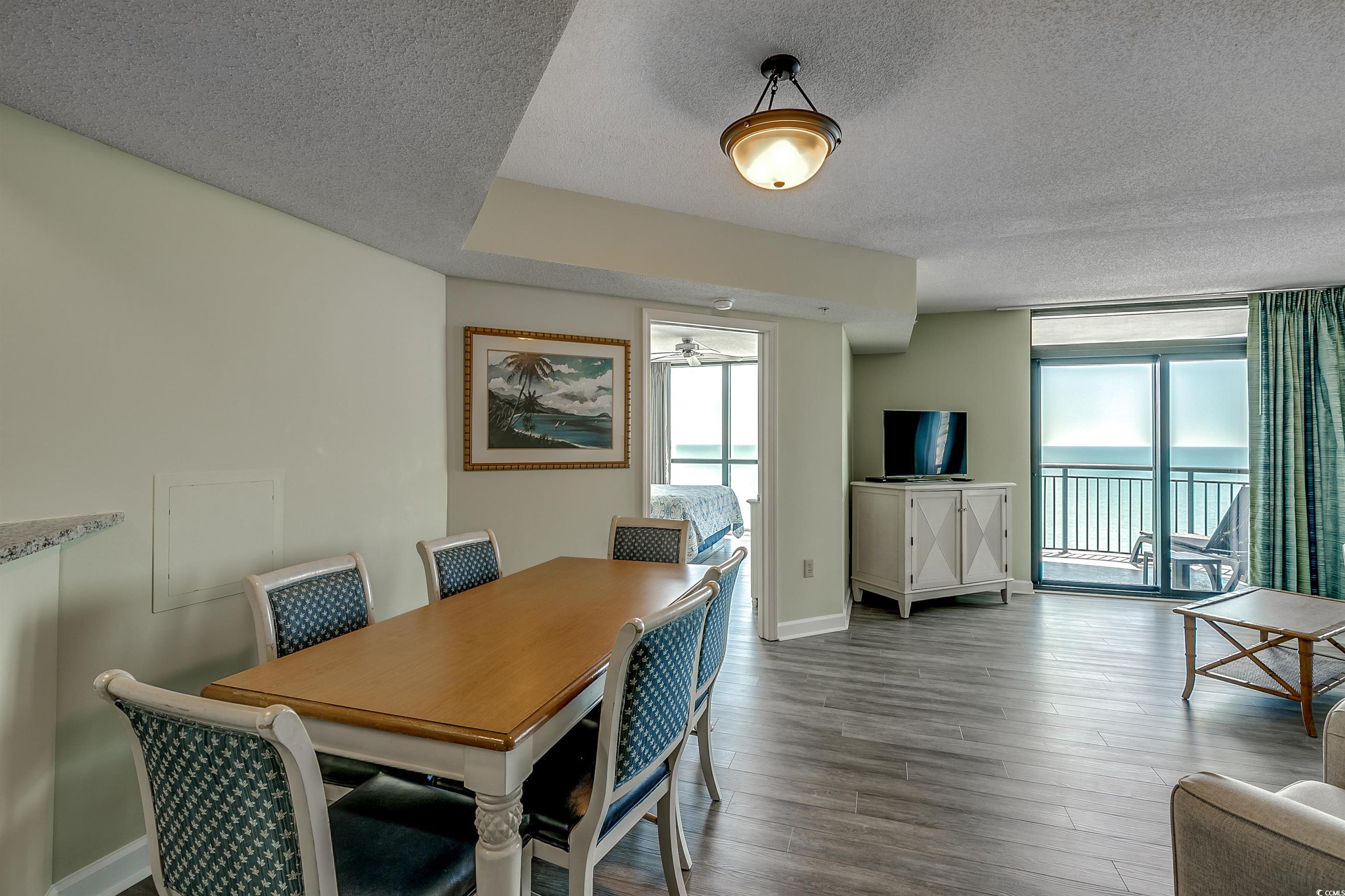 3000 Ocean Blvd. Property Photo 8