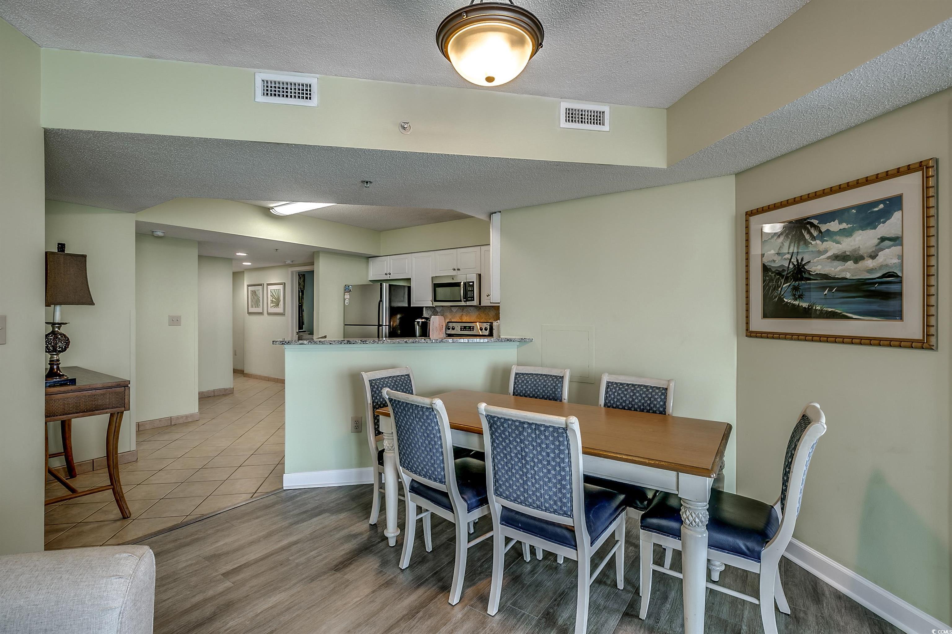 3000 Ocean Blvd. Property Photo 9