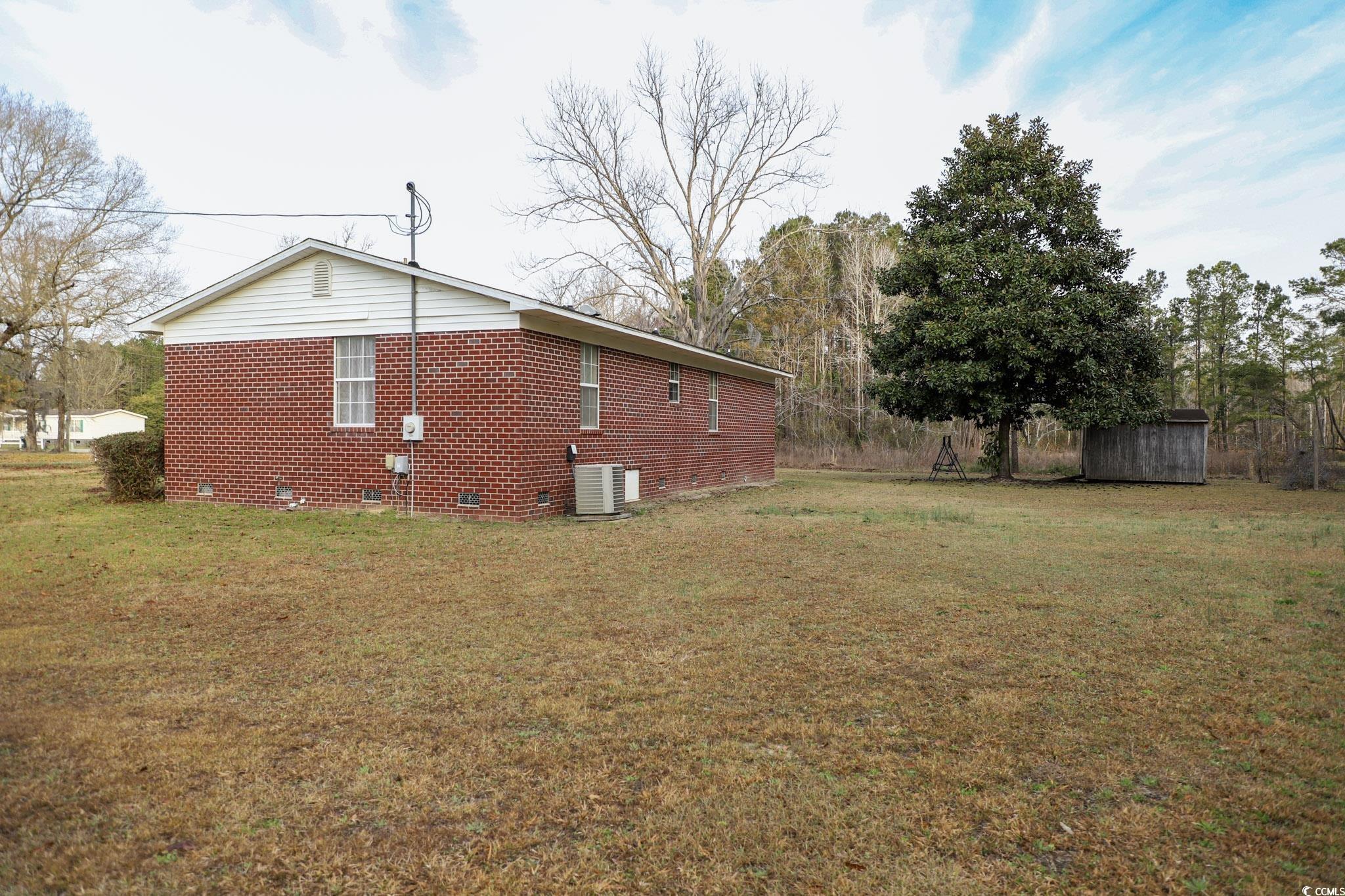 3285 Della Rd. Property Photo 3