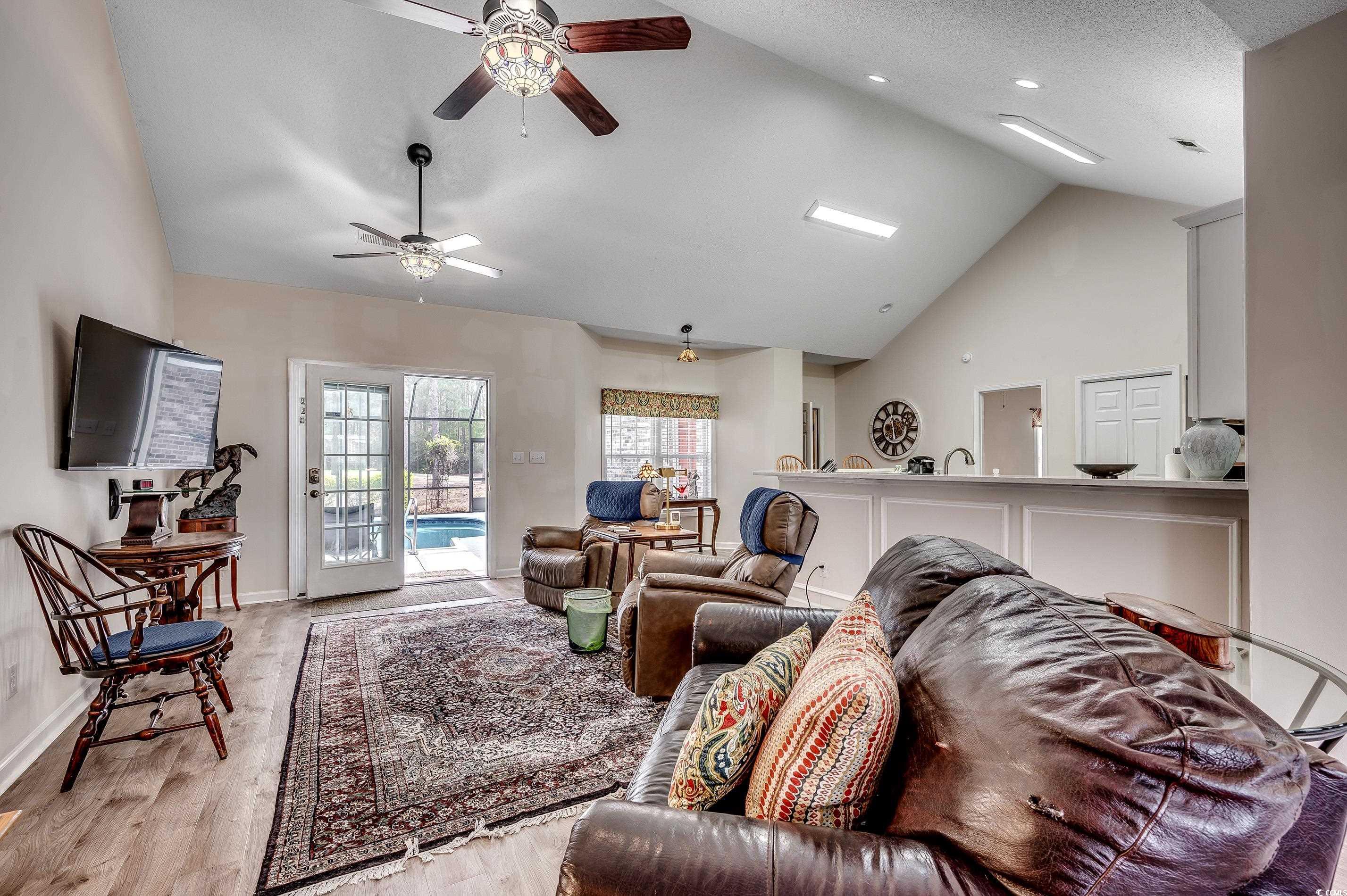 8263 Timber Ridge Rd. Property Photo 6