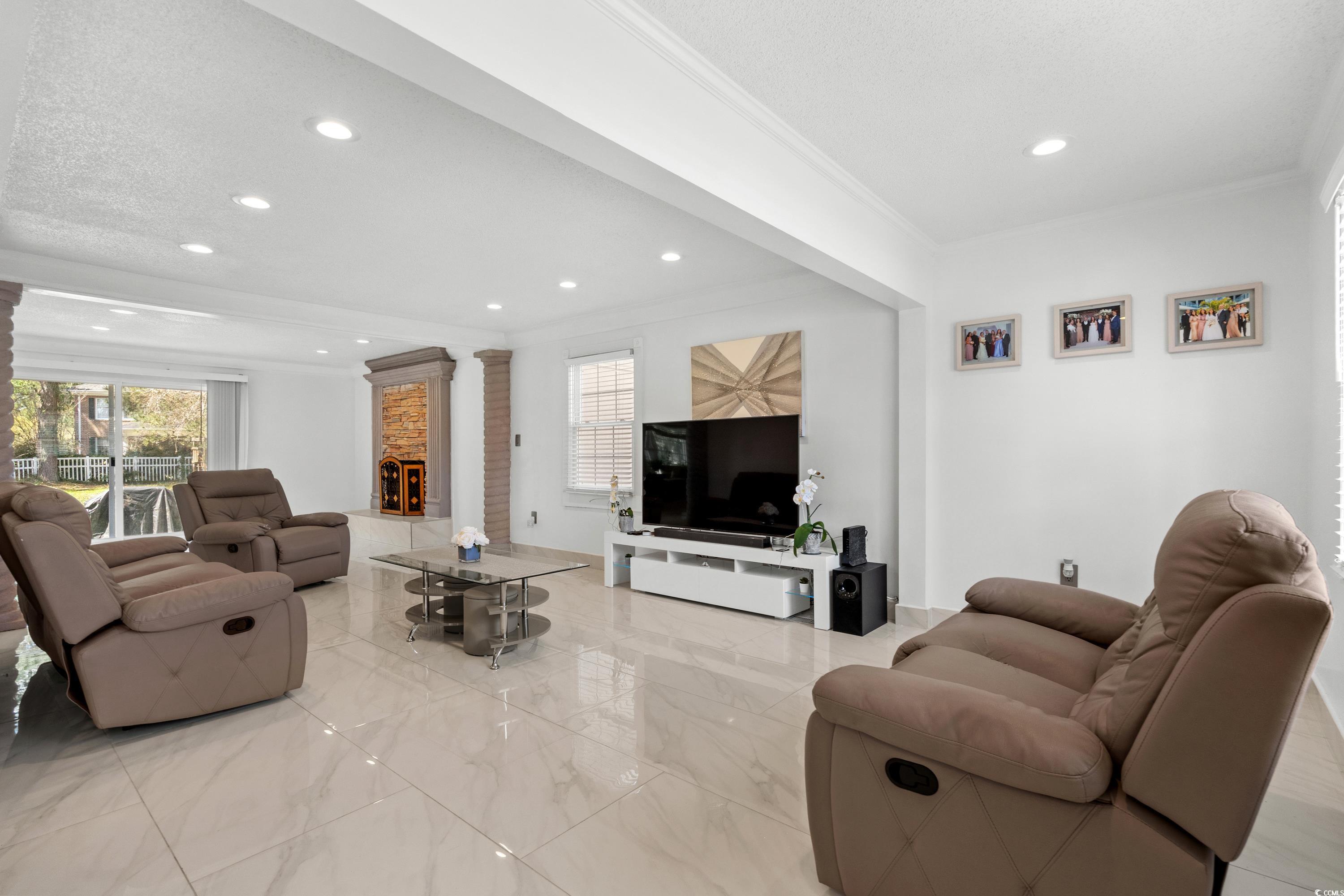 3763 Annandale Dr. Property Photo 6