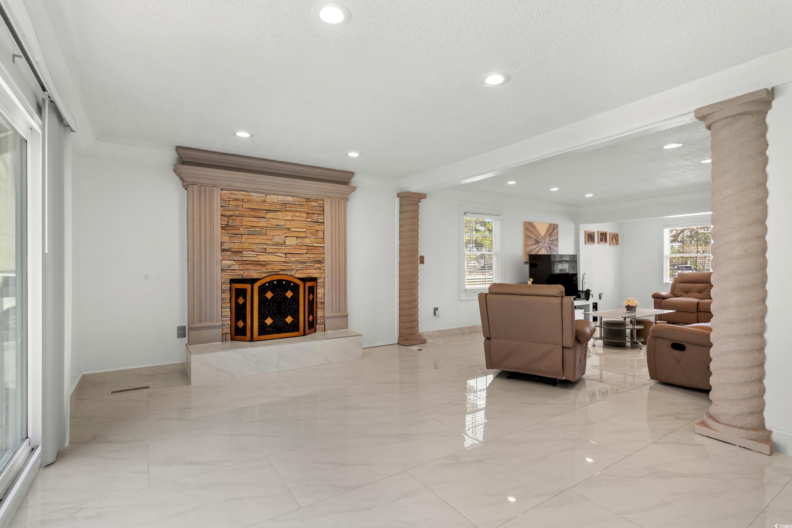 3763 Annandale Dr. Property Photo 8
