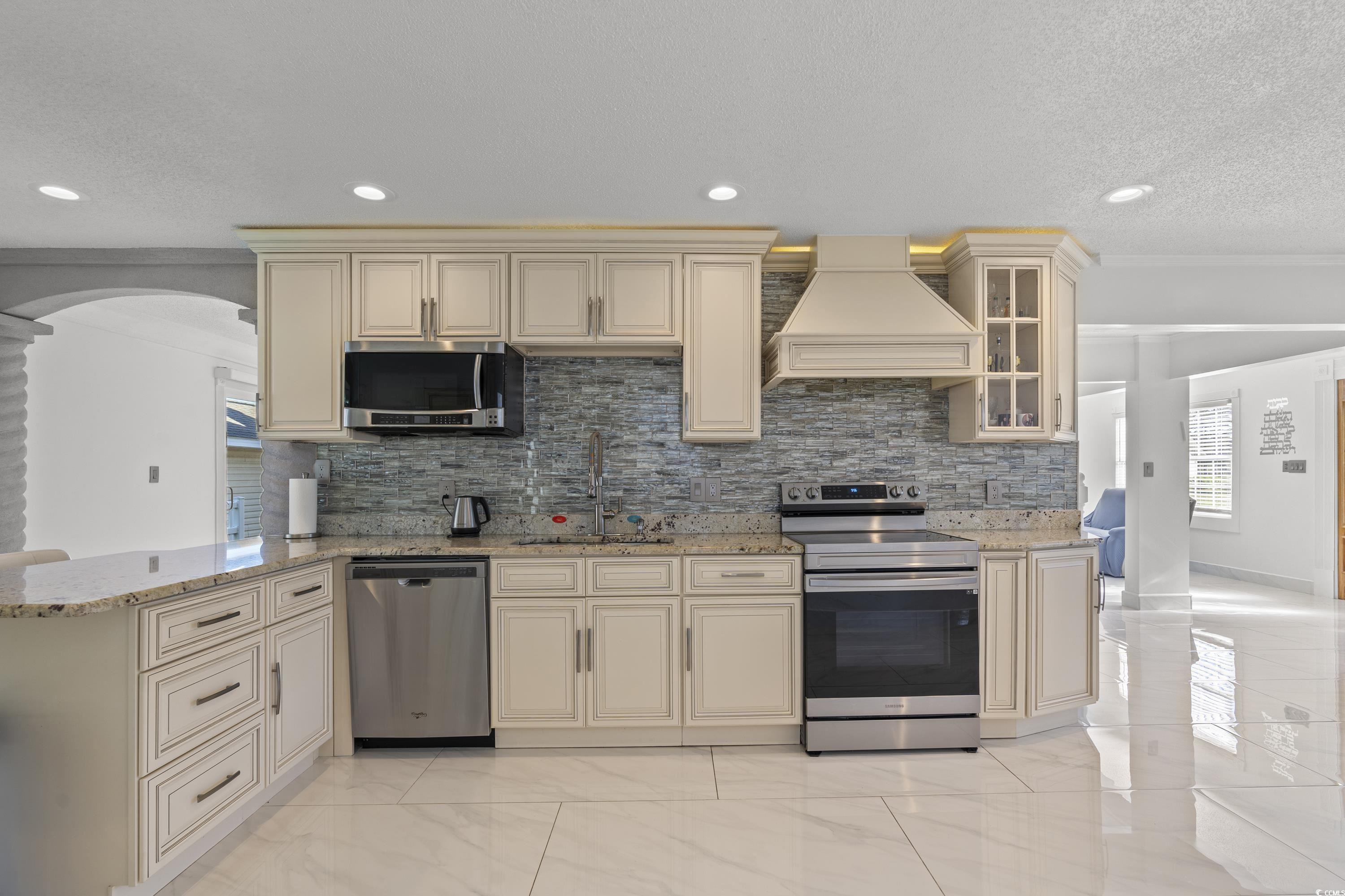 3763 Annandale Dr. Property Photo 11