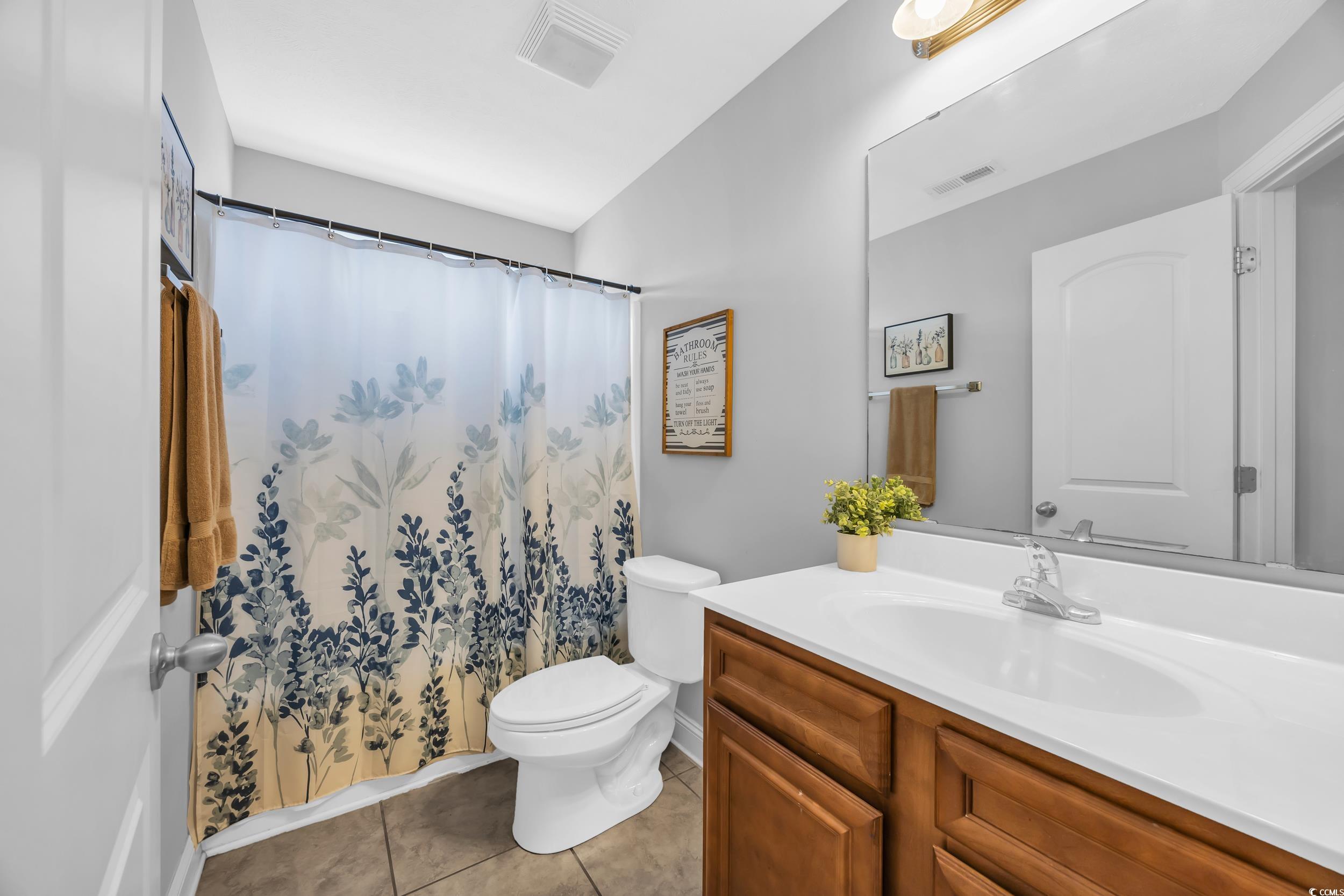 216 Camrose Way Property Photo 11