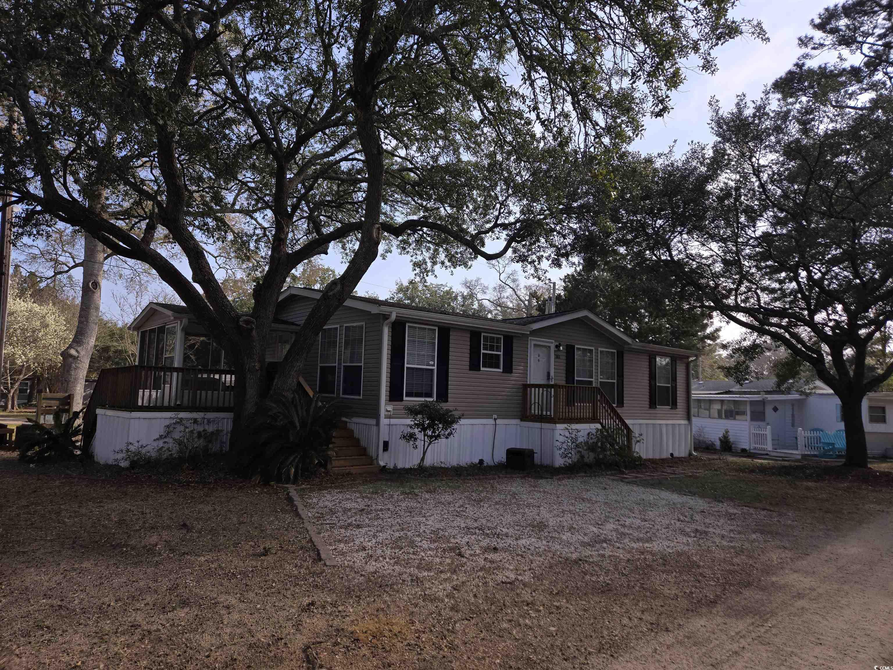 361 E Canal St. Property Photo 2