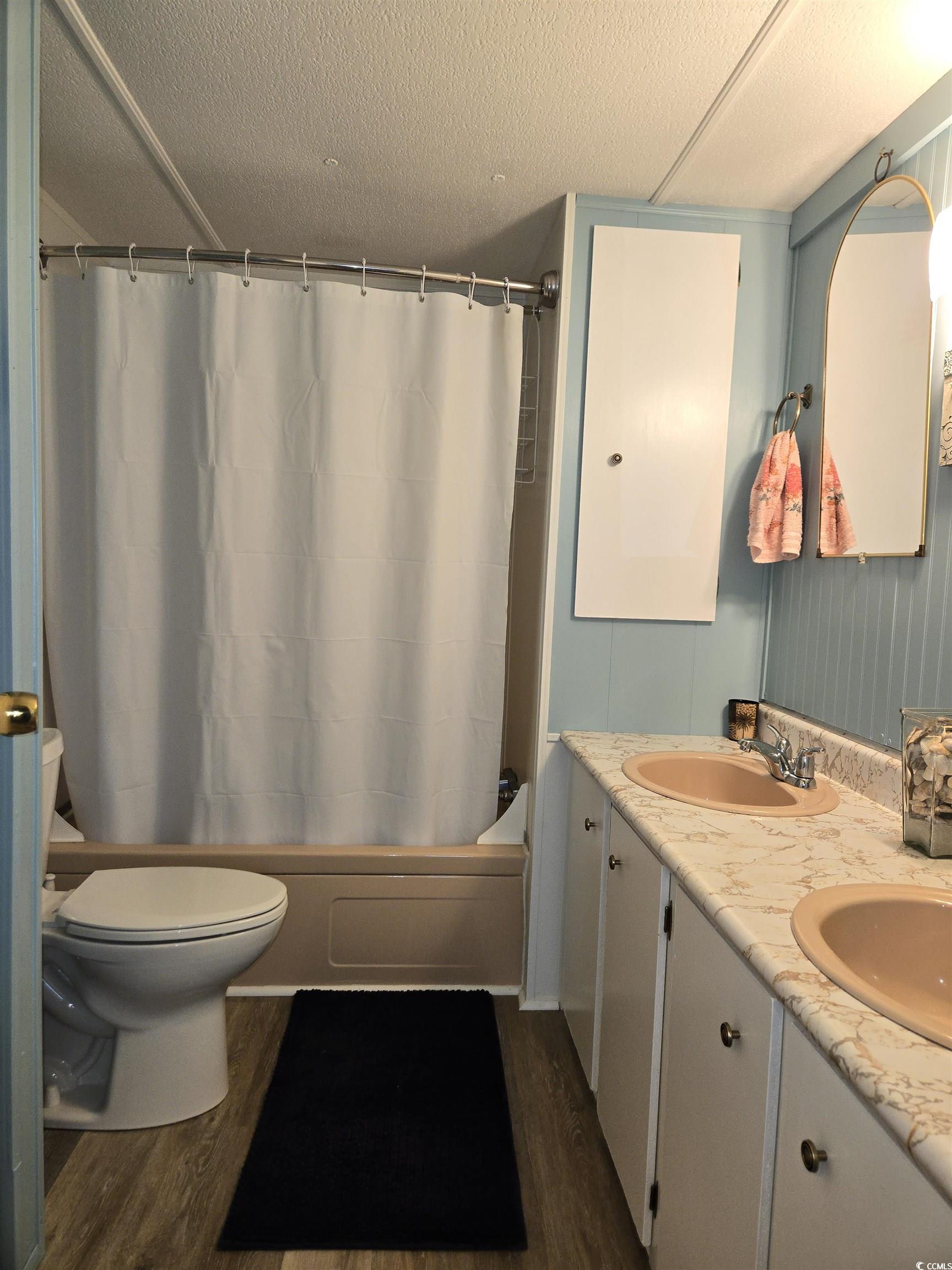 425 Delton Dr. Property Photo 25