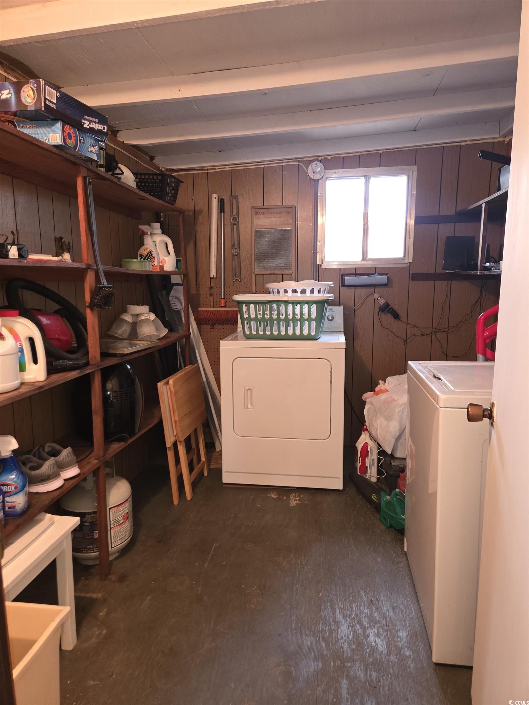 425 Delton Dr. Property Photo 26