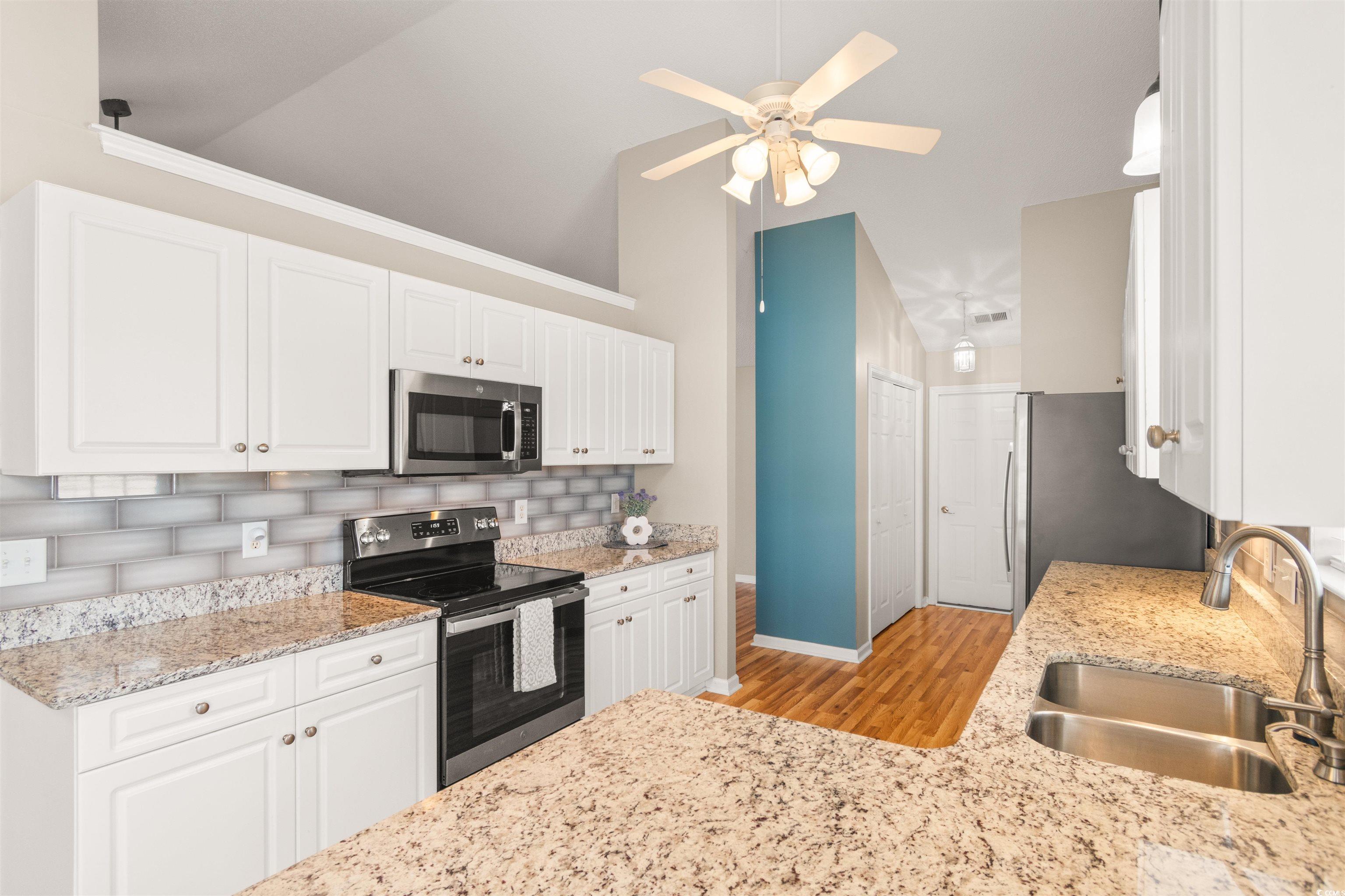 8265 Tartan Ln. Property Photo 12
