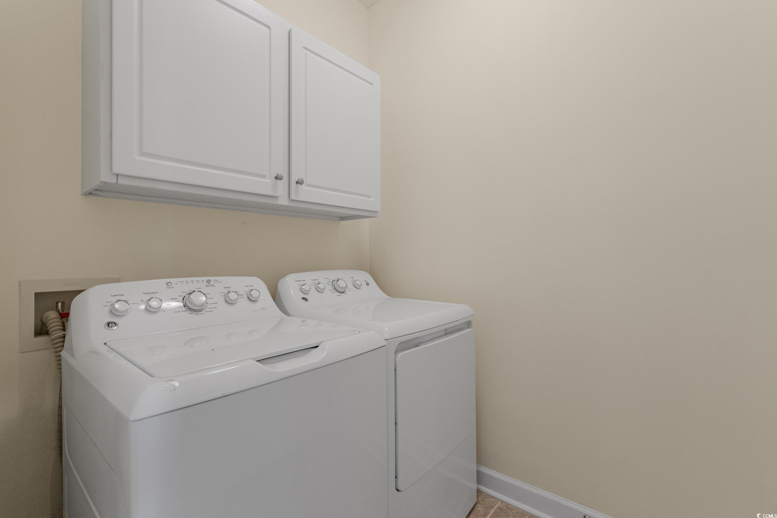 1019 Hillsdale Dr. Property Photo 26