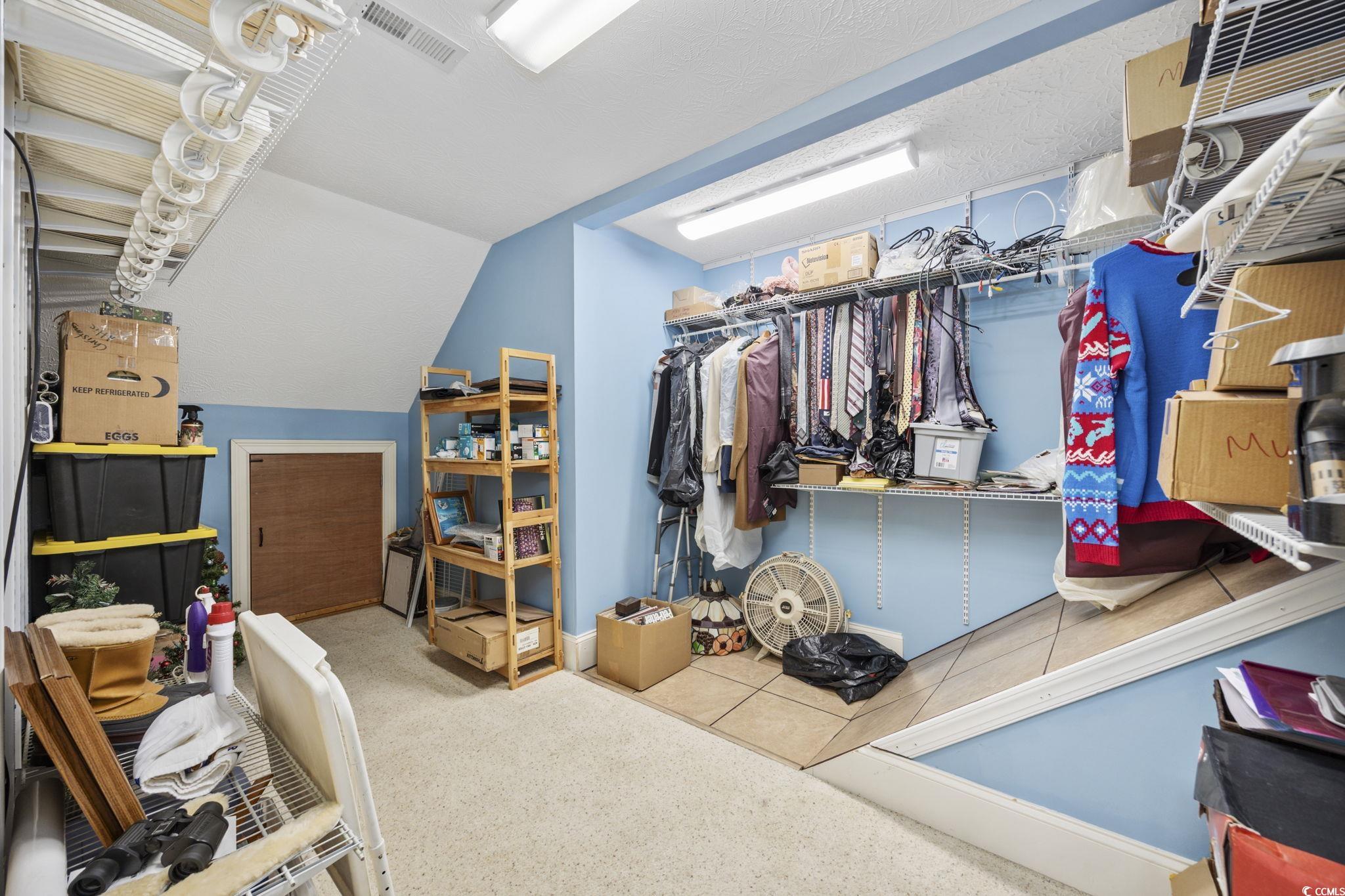 120 Swallowtail Ct. Property Photo 24