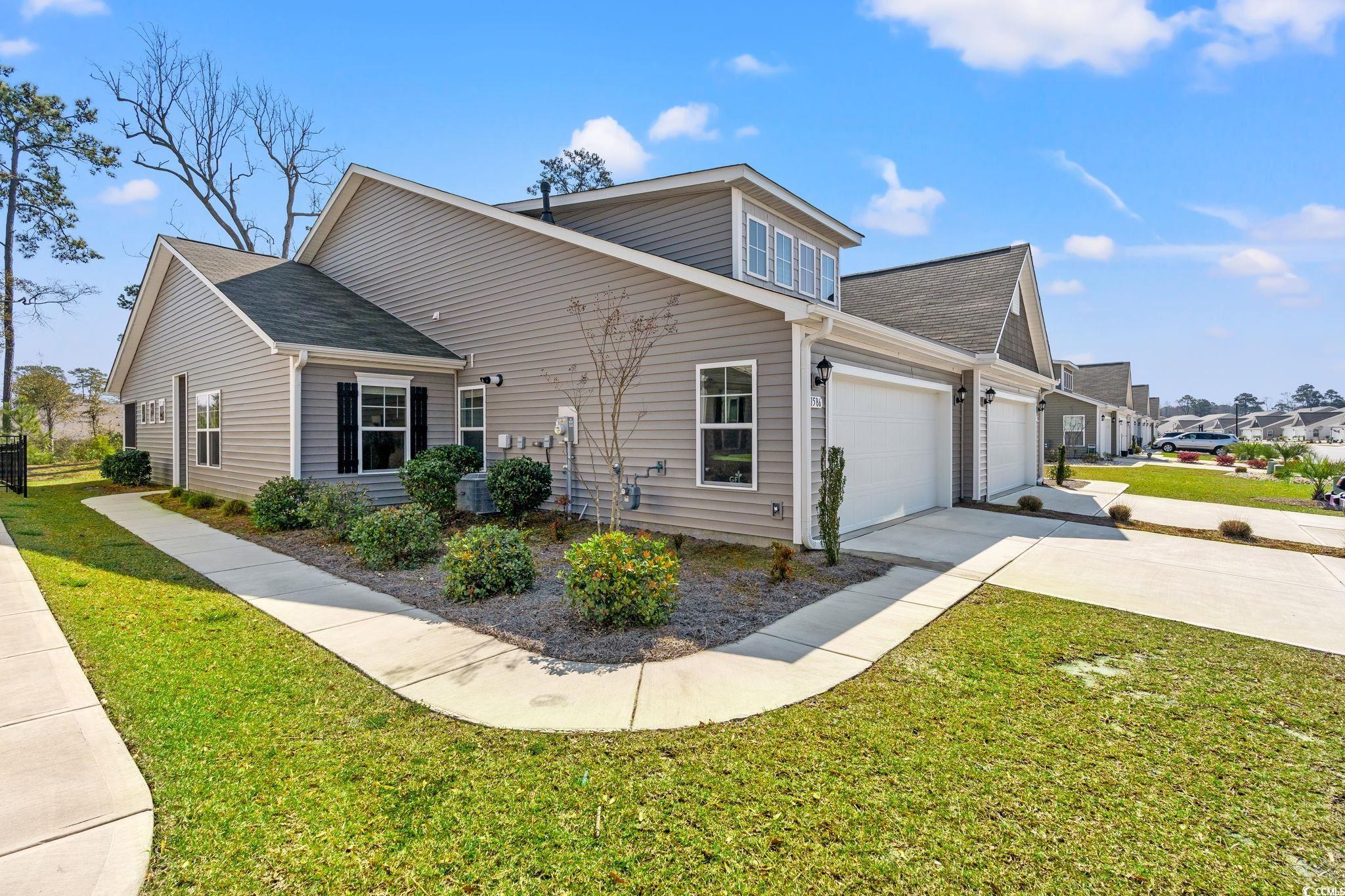 1586 Jardine Loop Property Photo