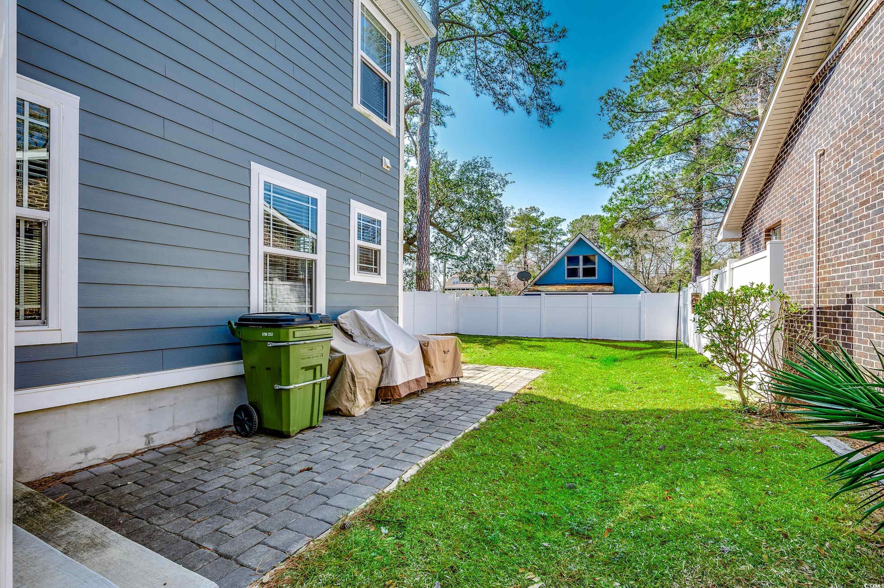 327a&b Sparrow Dr. Property Photo 10