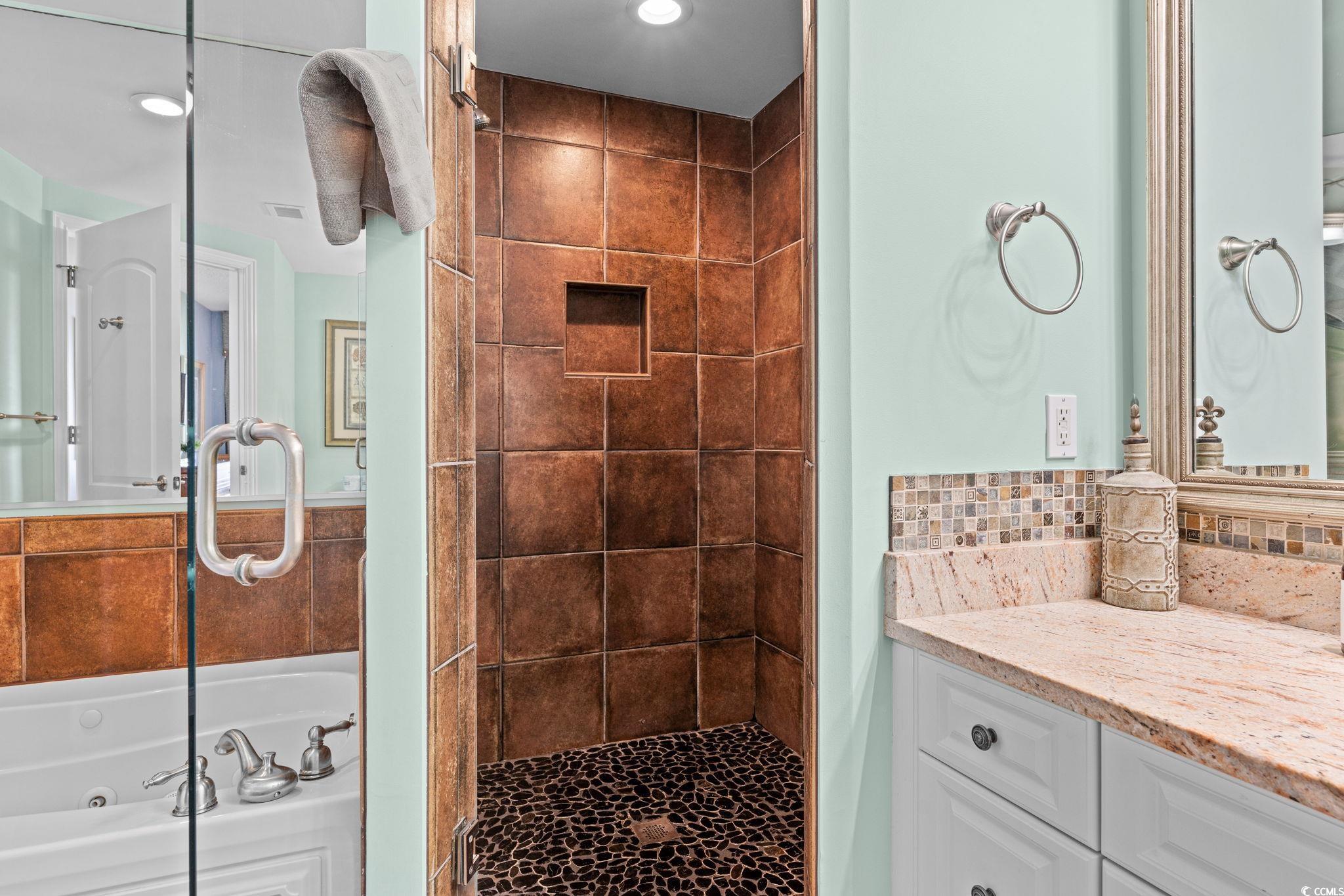 100 N Beach Blvd. Property Photo 14