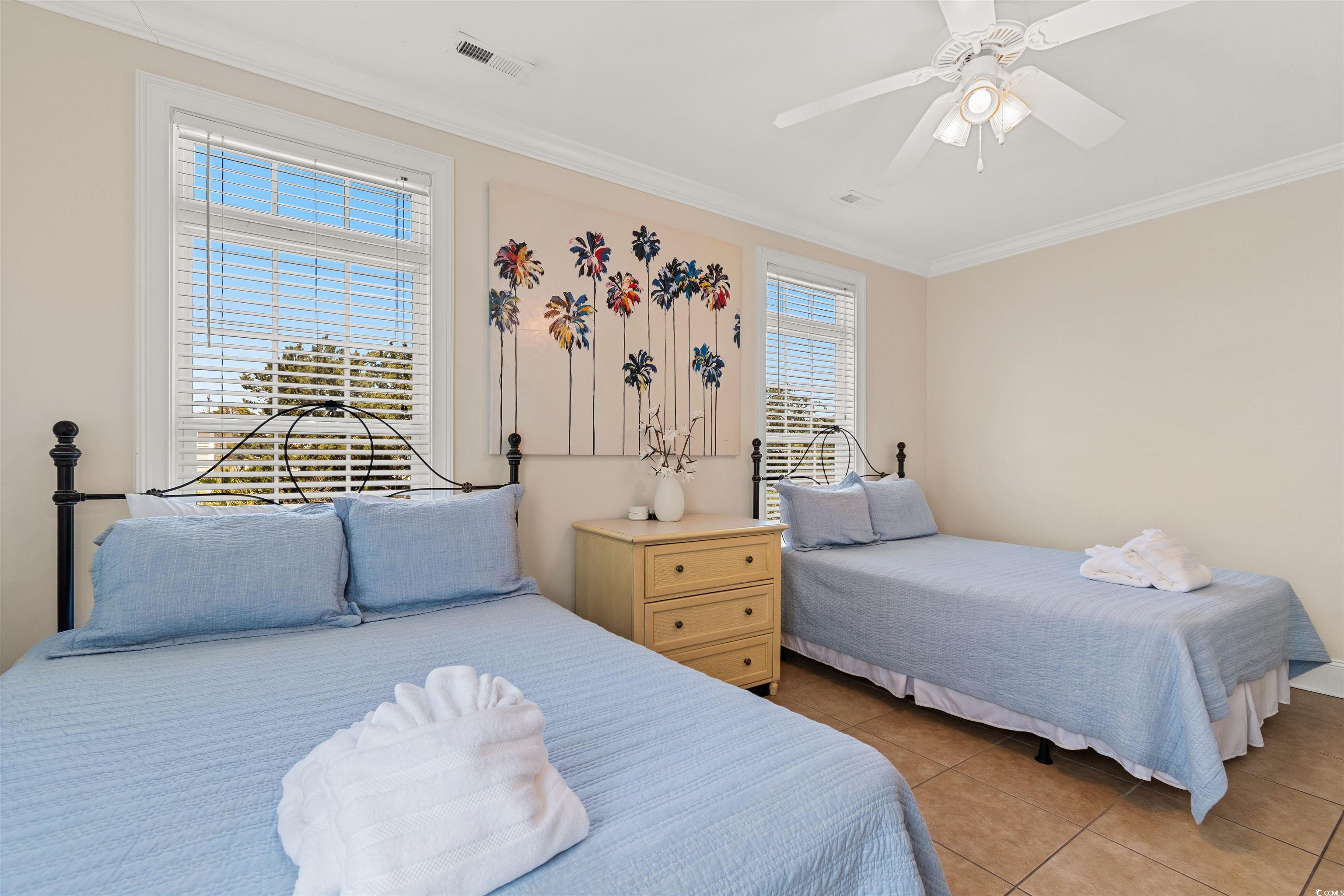 4620 Surf St. Property Photo 8