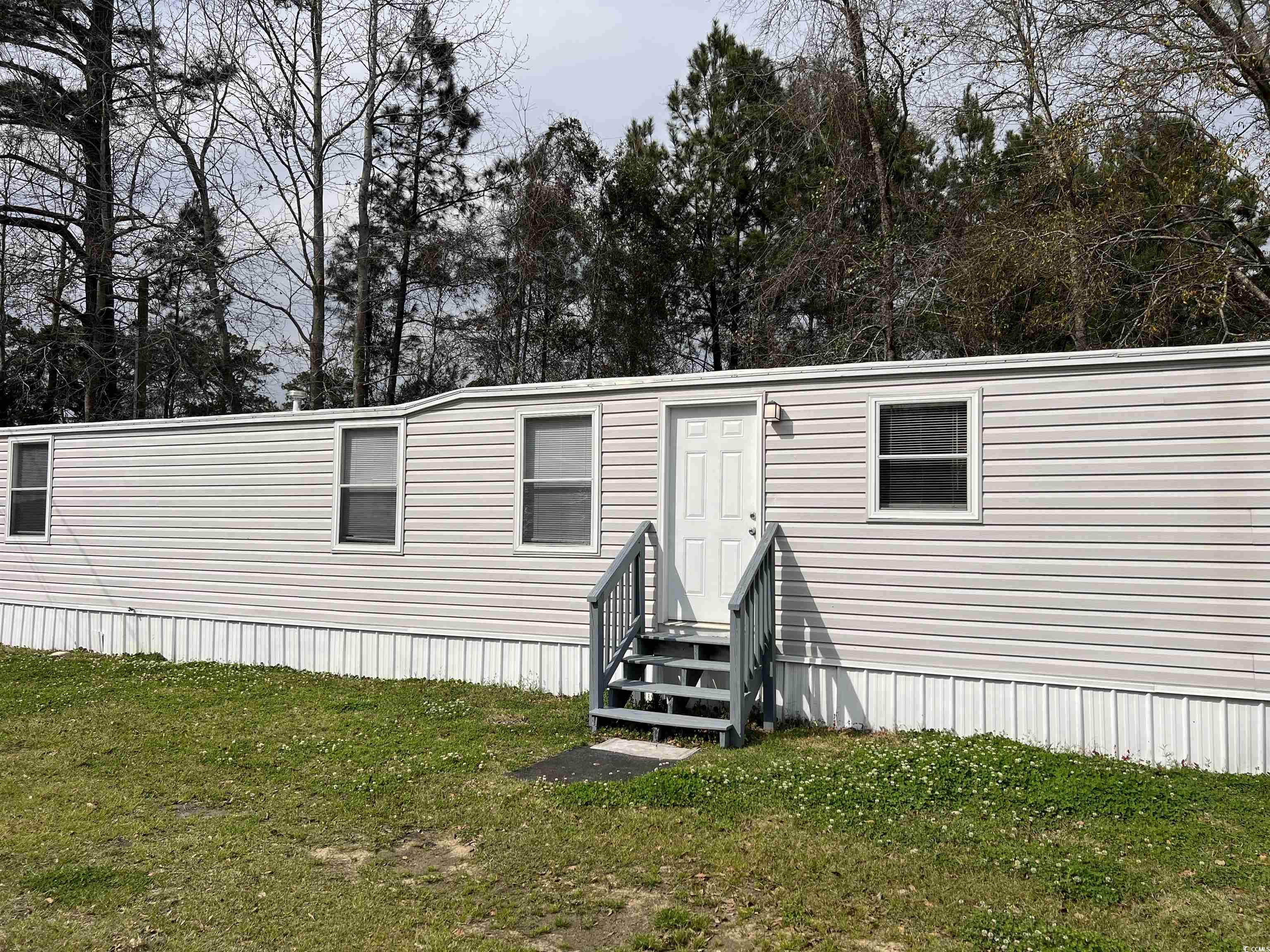 205 Glenda Loop Property Photo