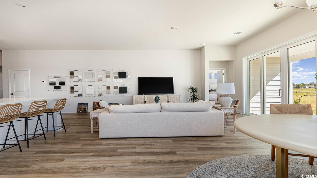 423 Clear Lake Dr. Property Photo 15