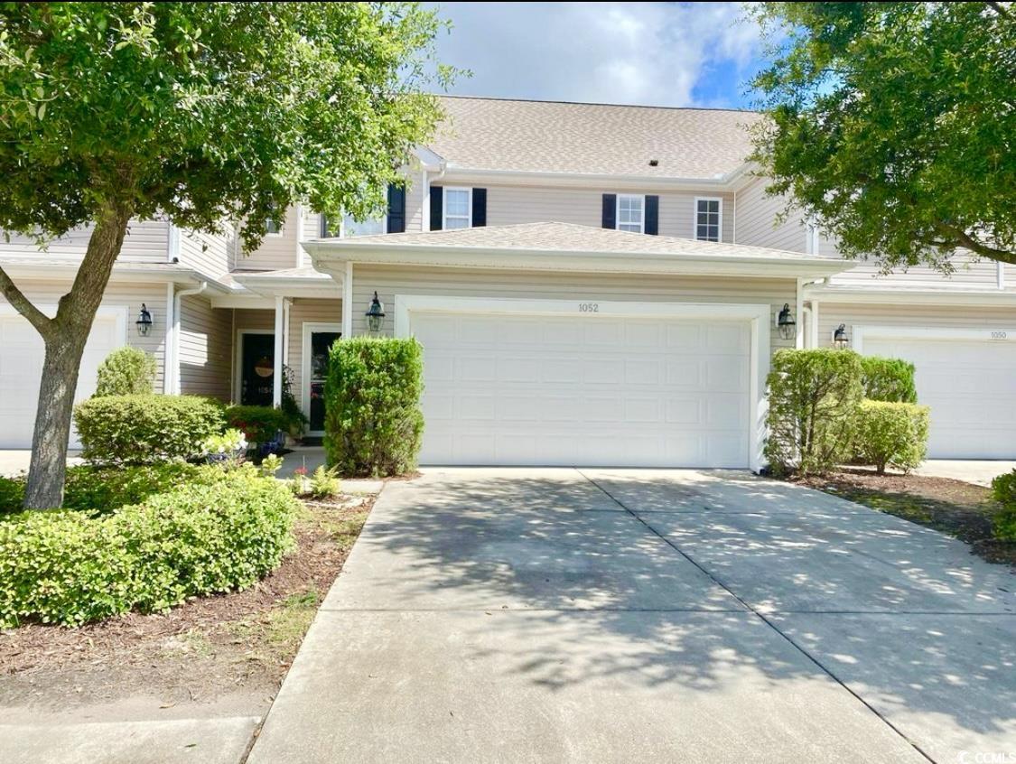 1052 Fairway Ln. Property Photo