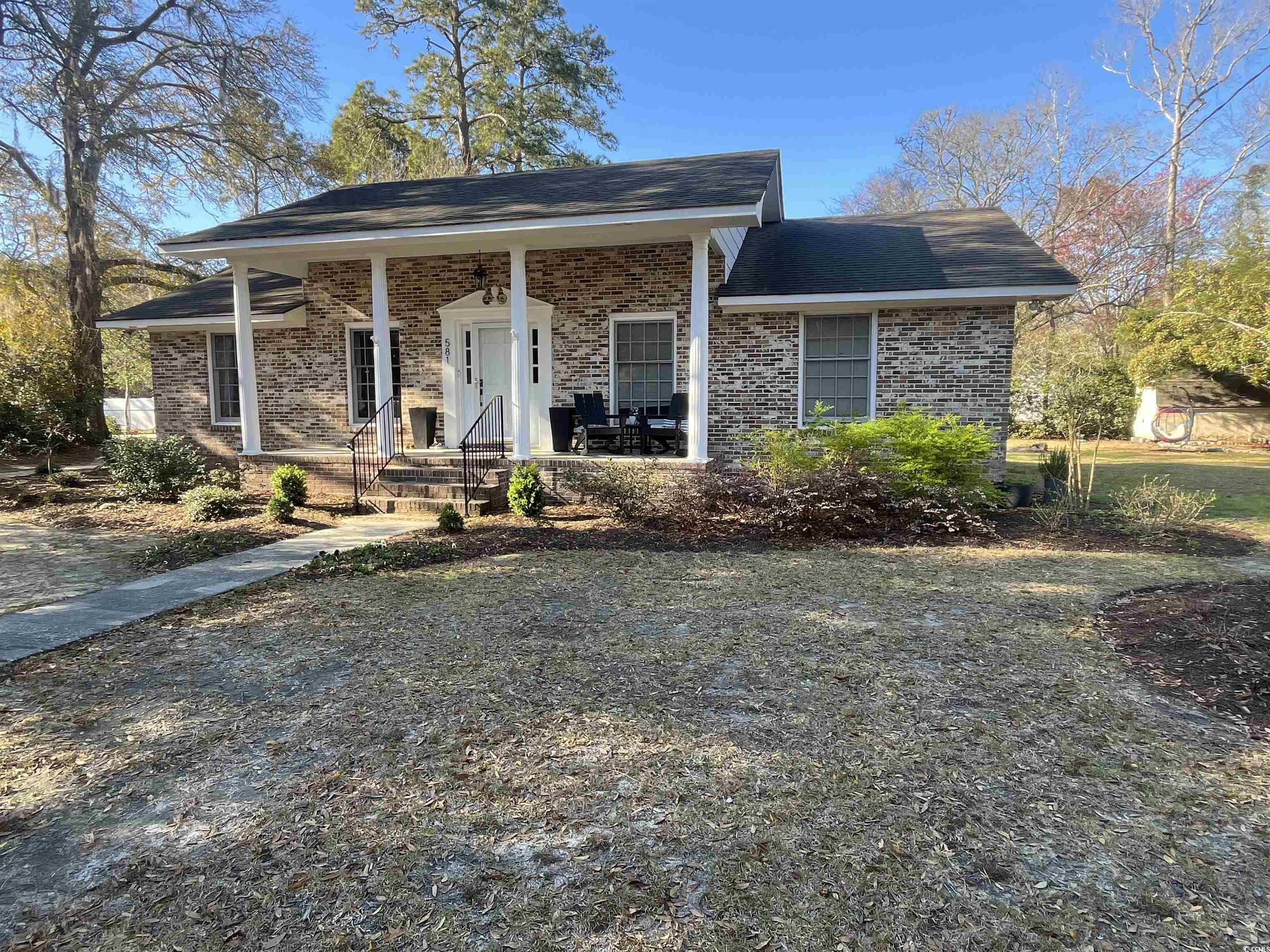 581 Vaux Hall Ave. Property Photo