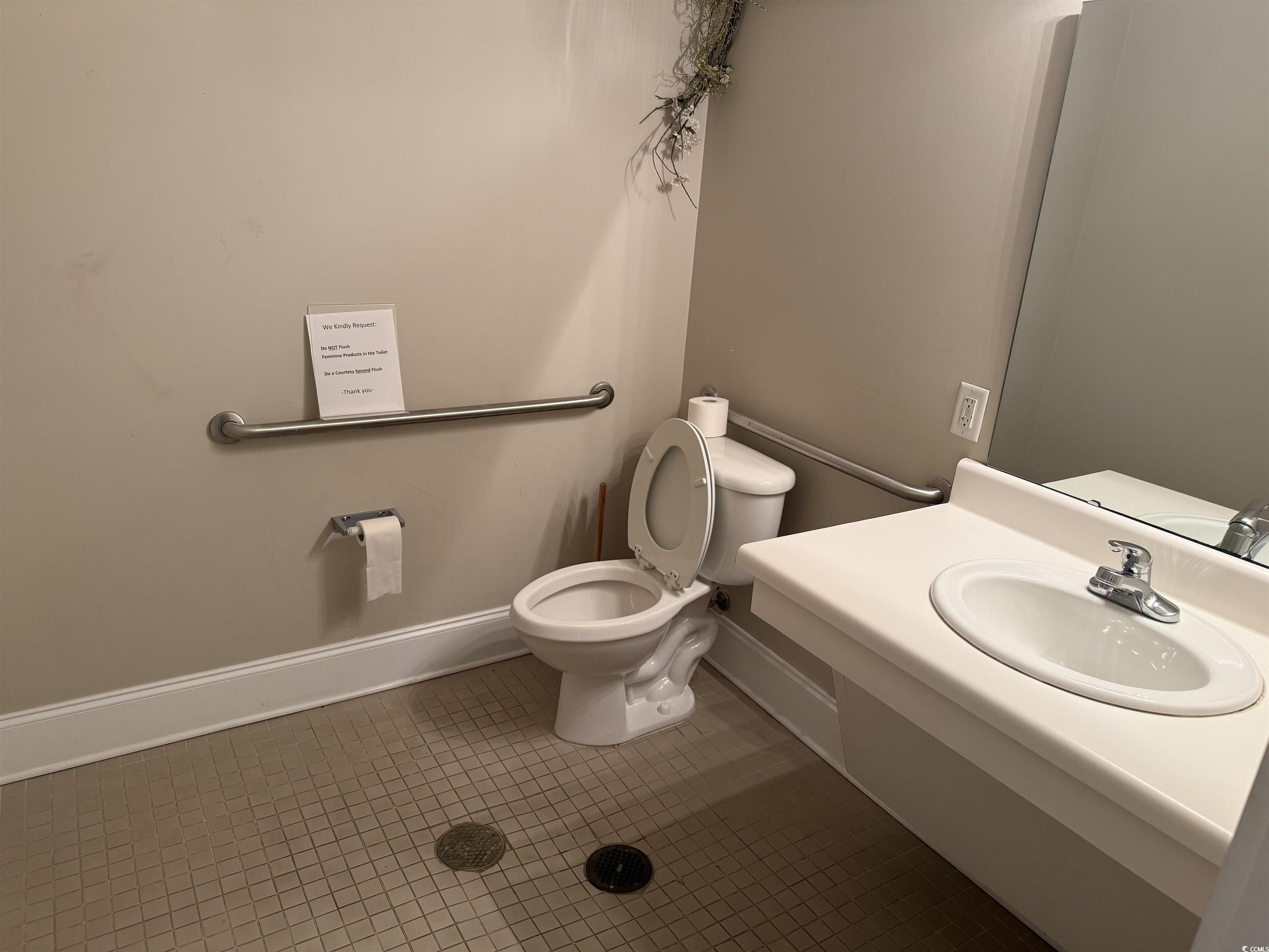 11382 Ocean Hwy. Property Photo 6