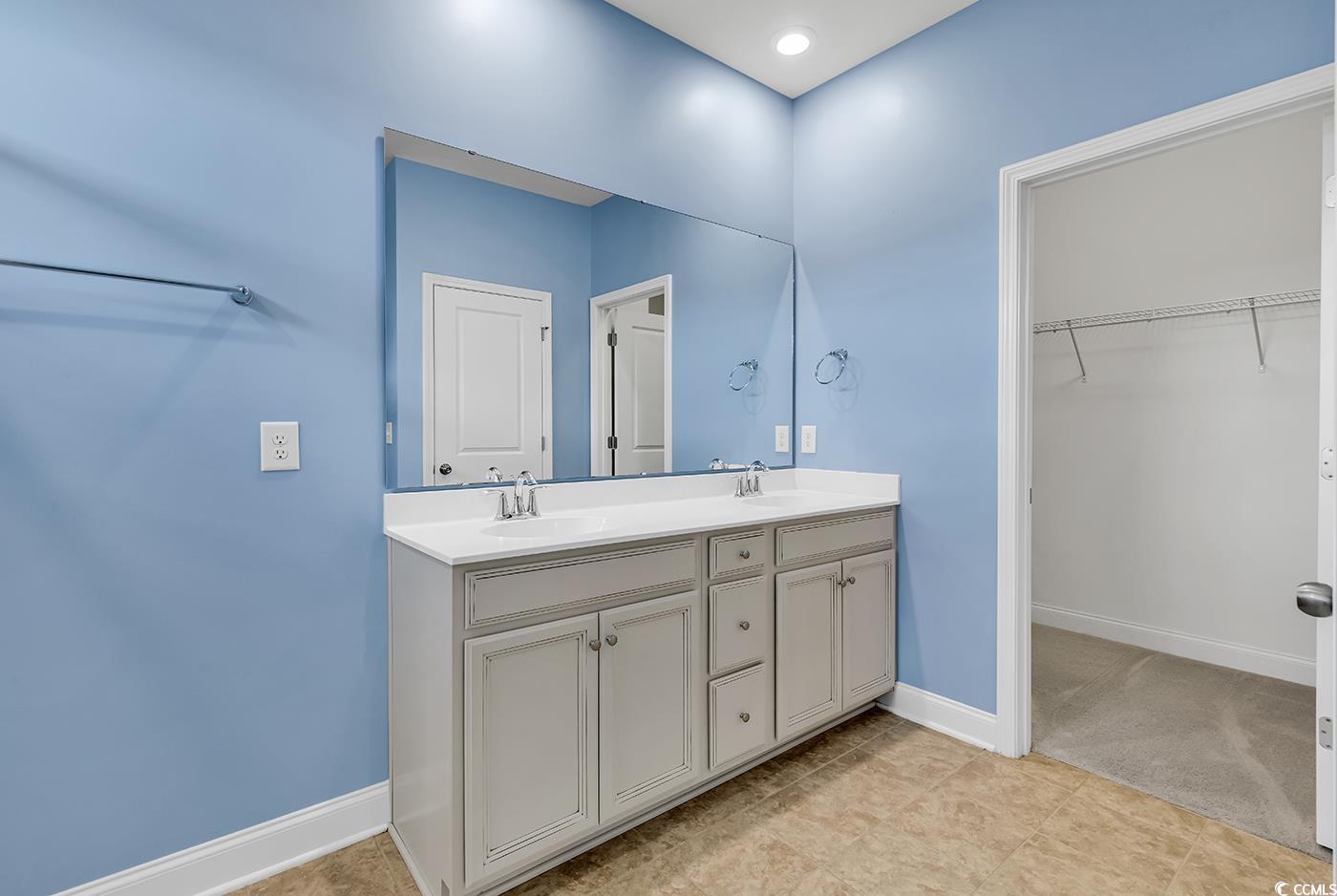 141 Southgate Ct. Property Photo 18