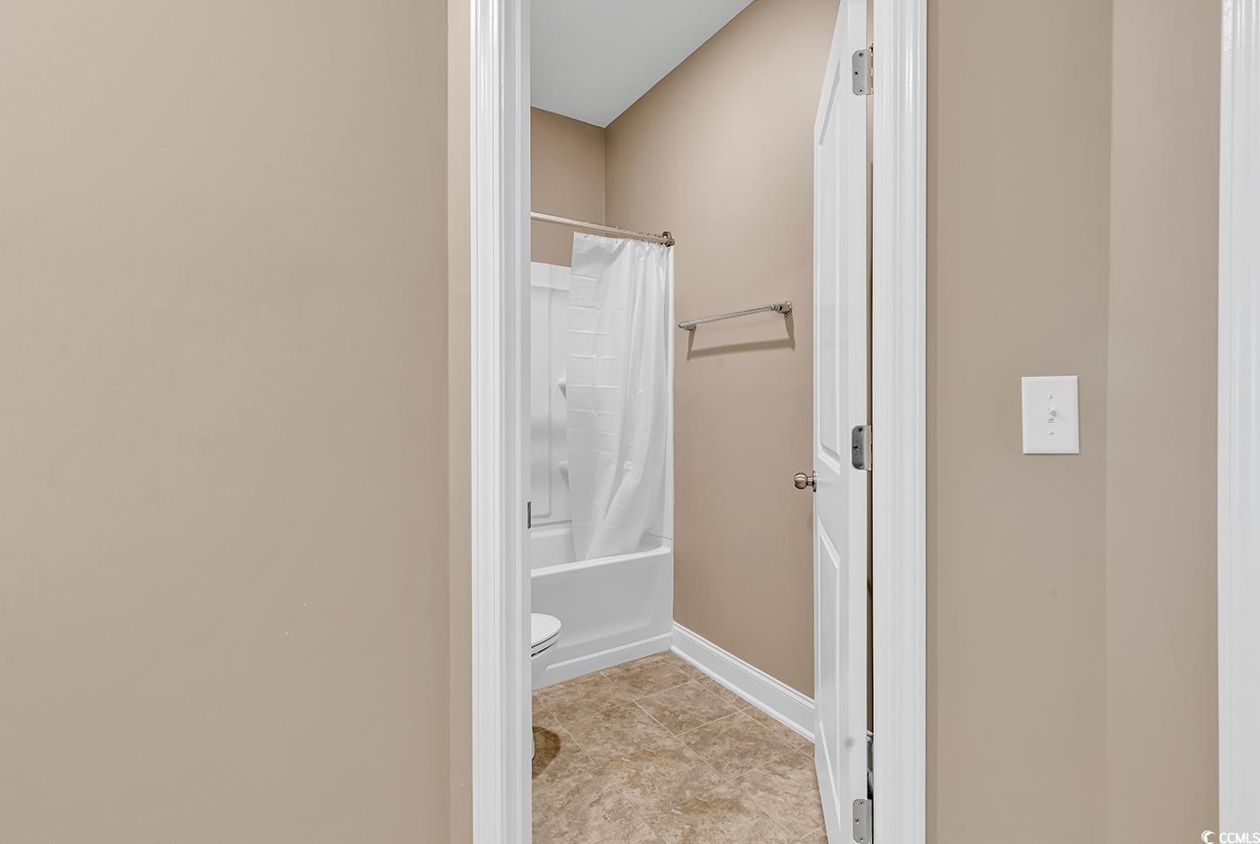 141 Southgate Ct. Property Photo 28