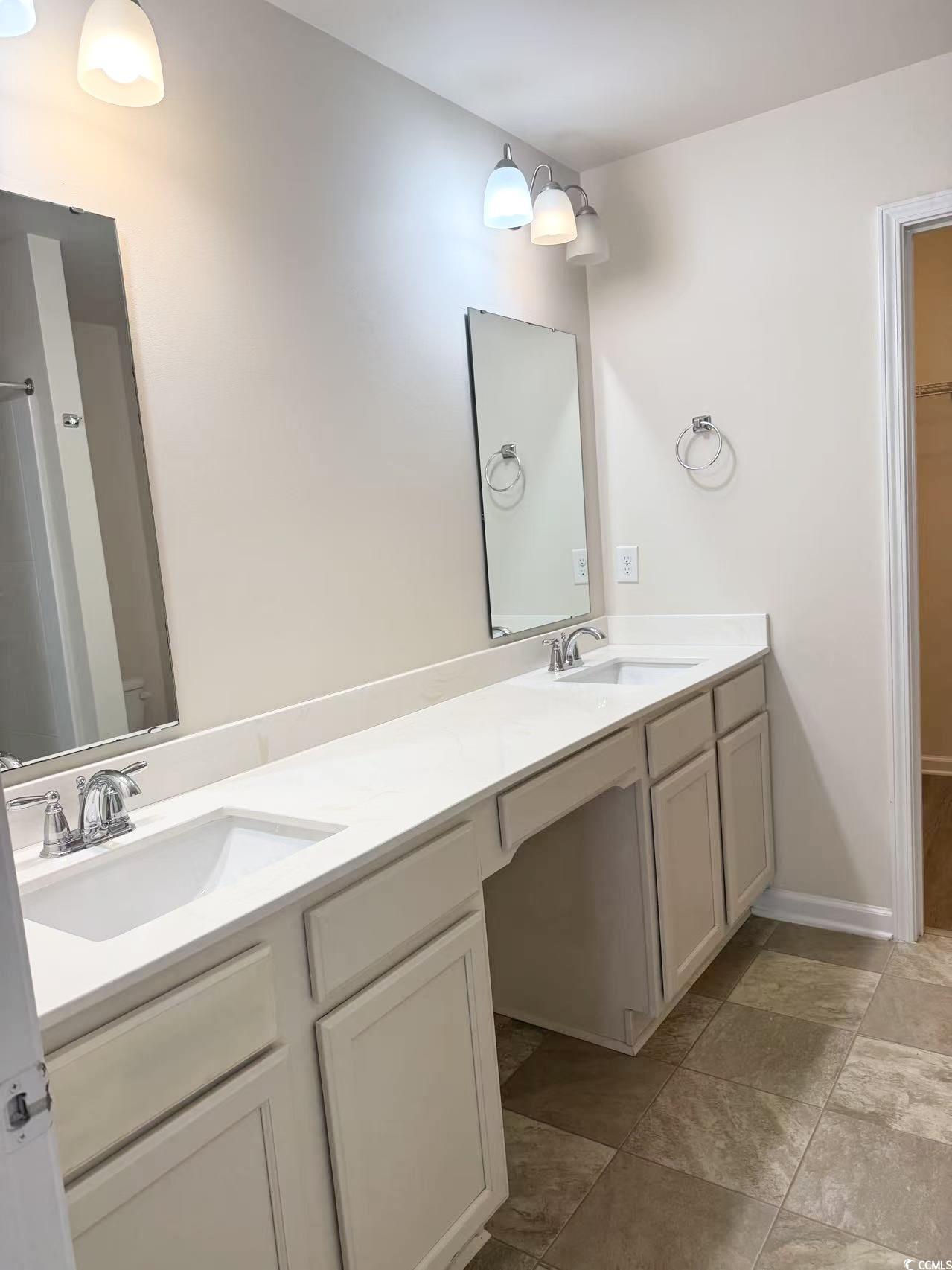 1036 Tee Shot Dr. Property Photo 15