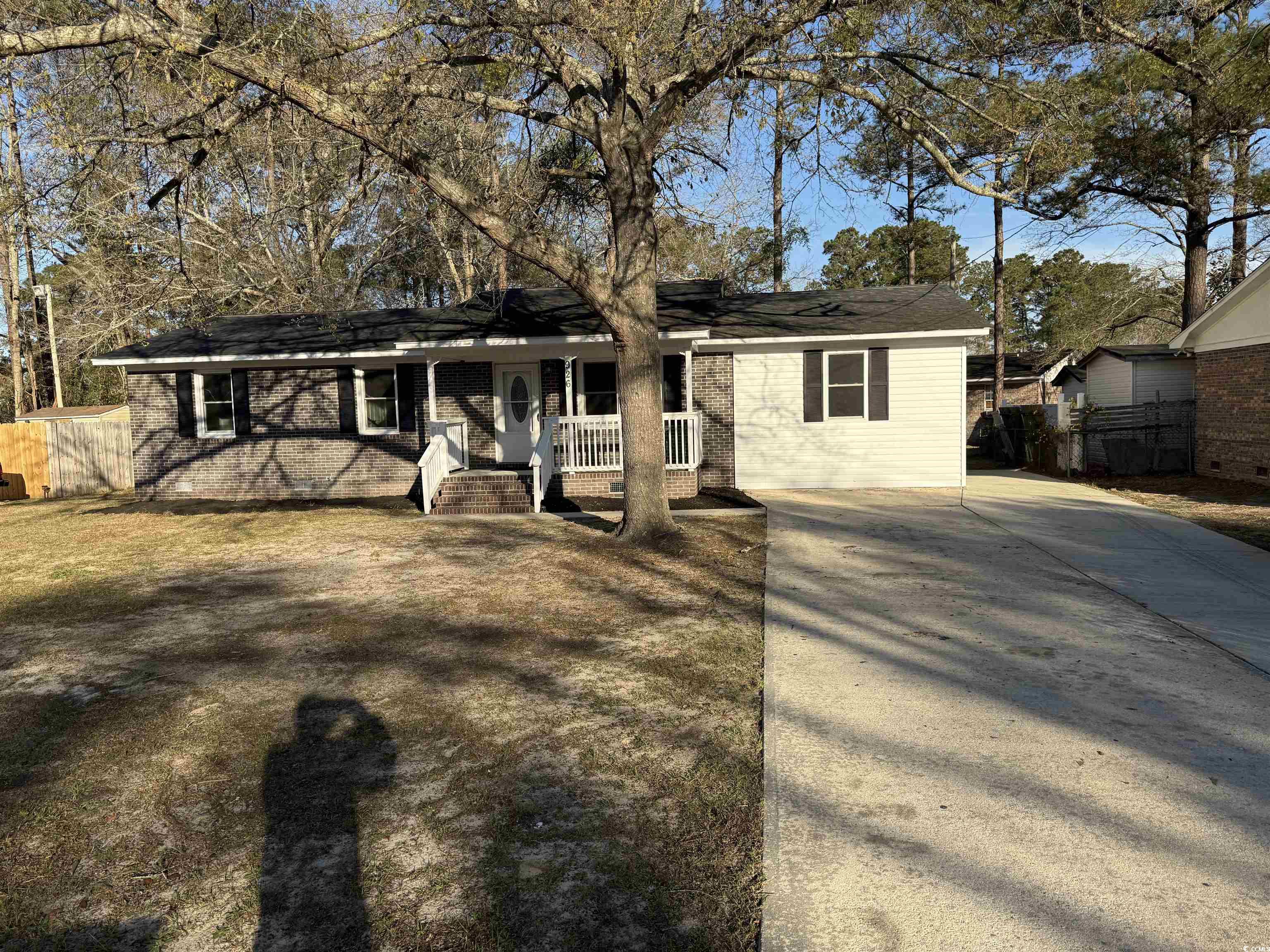 926 Forest Loop Property Photo