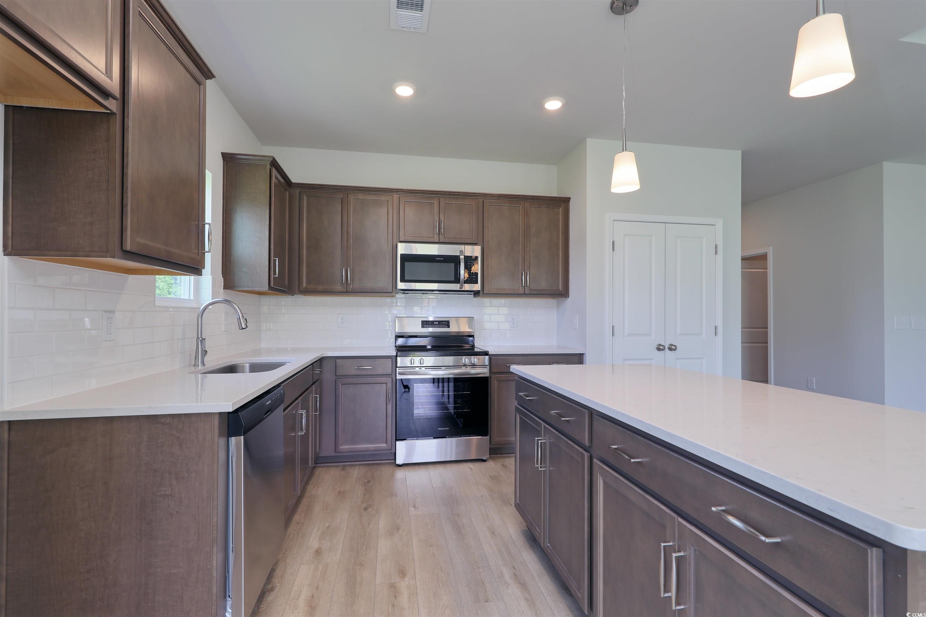 119 Bolsin Ct Property Photo 23