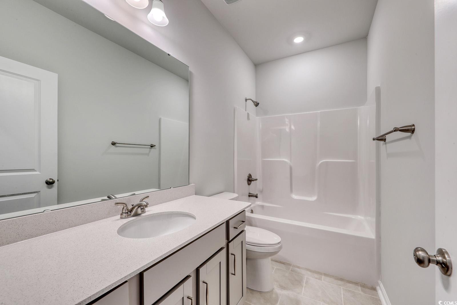 316 Dunlin Pl Property Photo 3