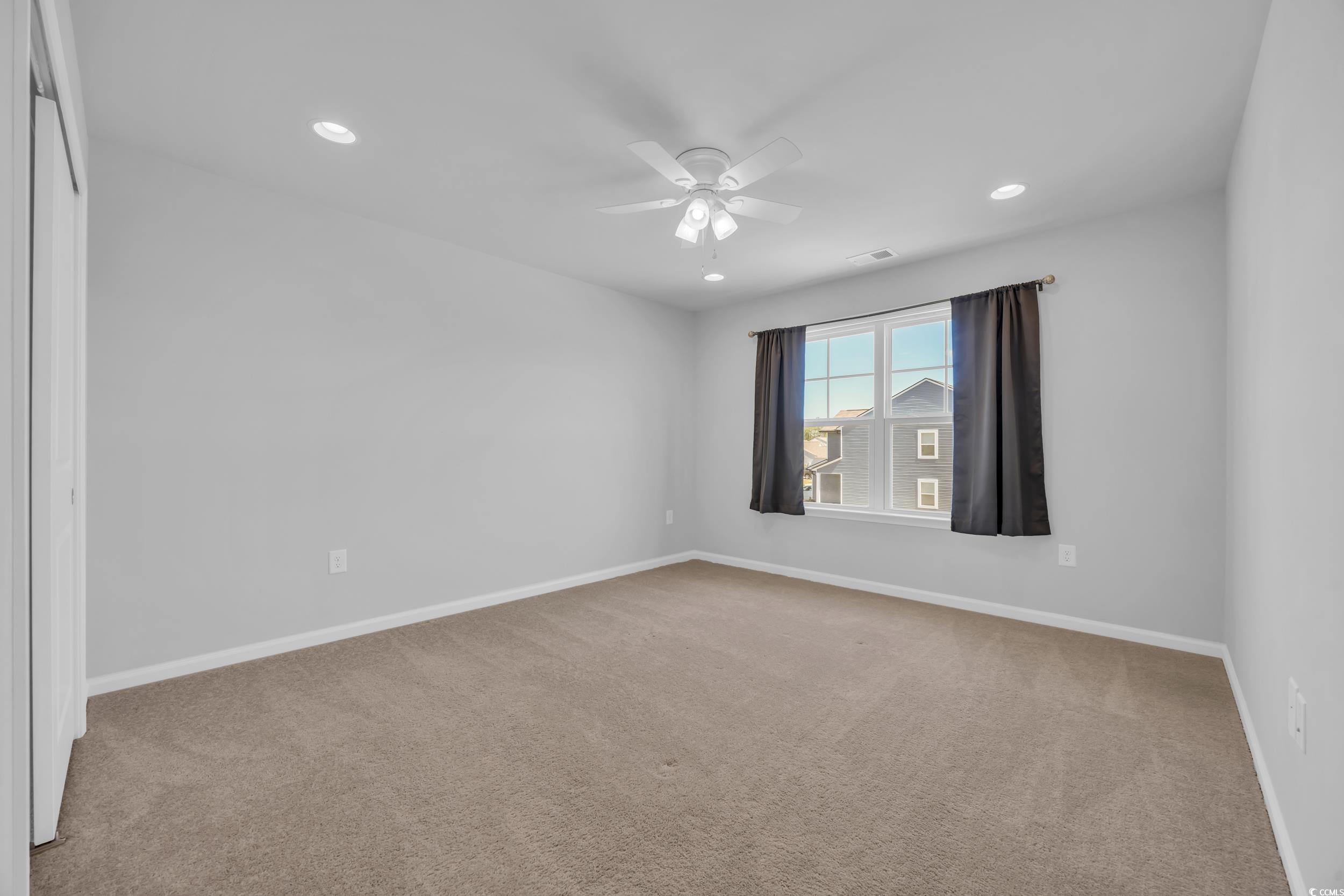 3304 Candytuft Dr. Property Photo 25