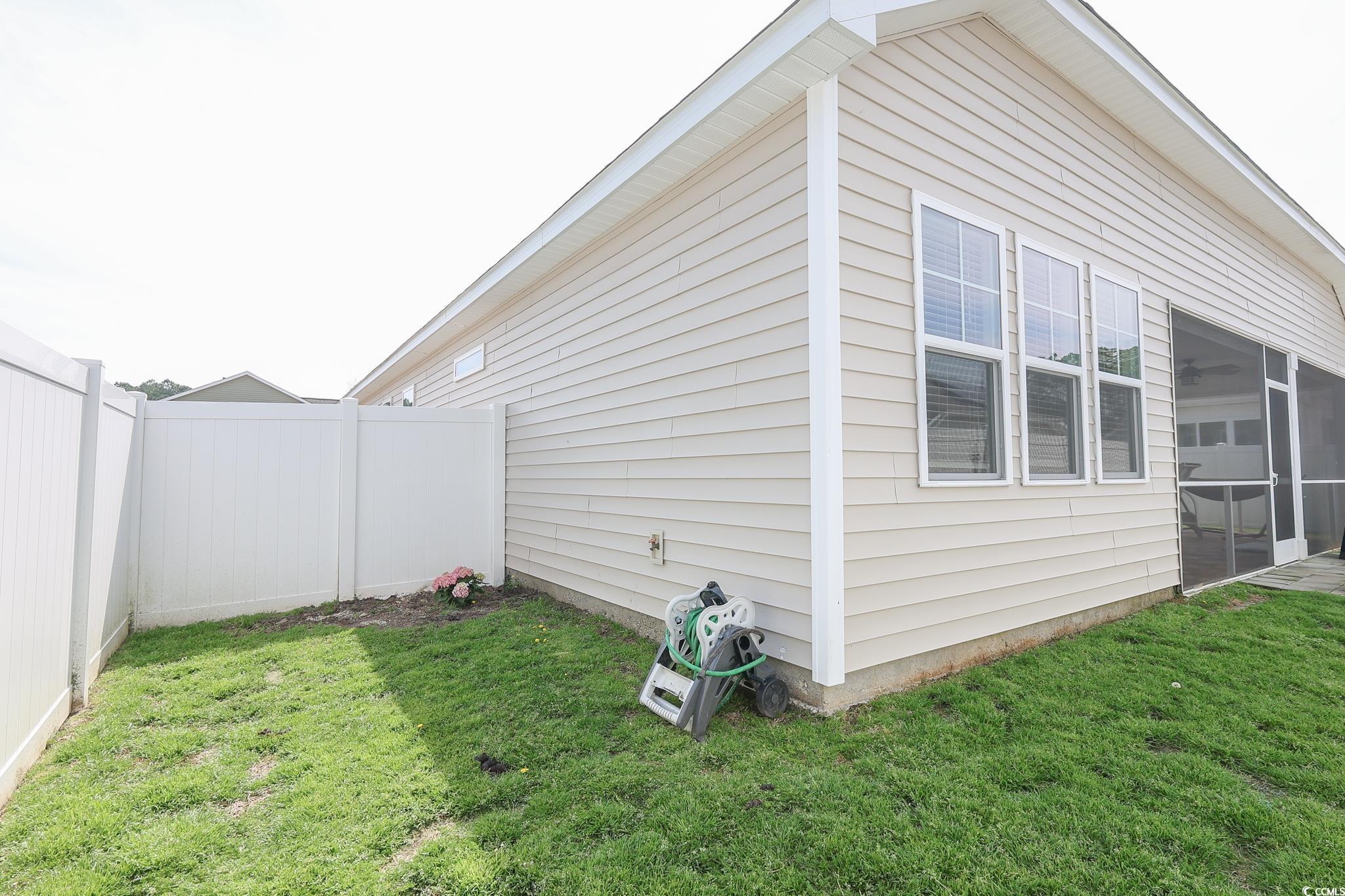 311 Juniata Loop Property Photo 28
