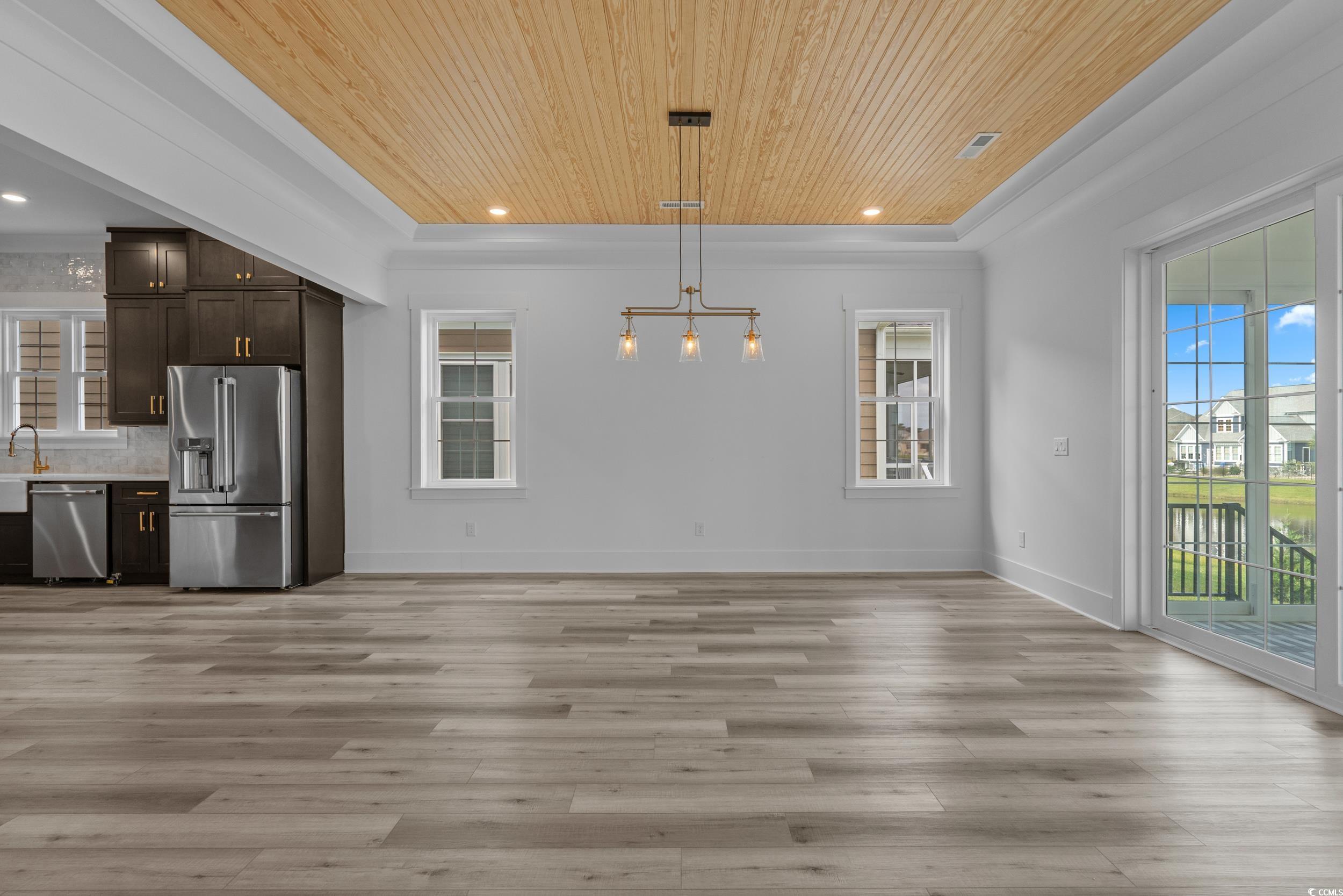 921 Crystal Water Way Property Photo 11