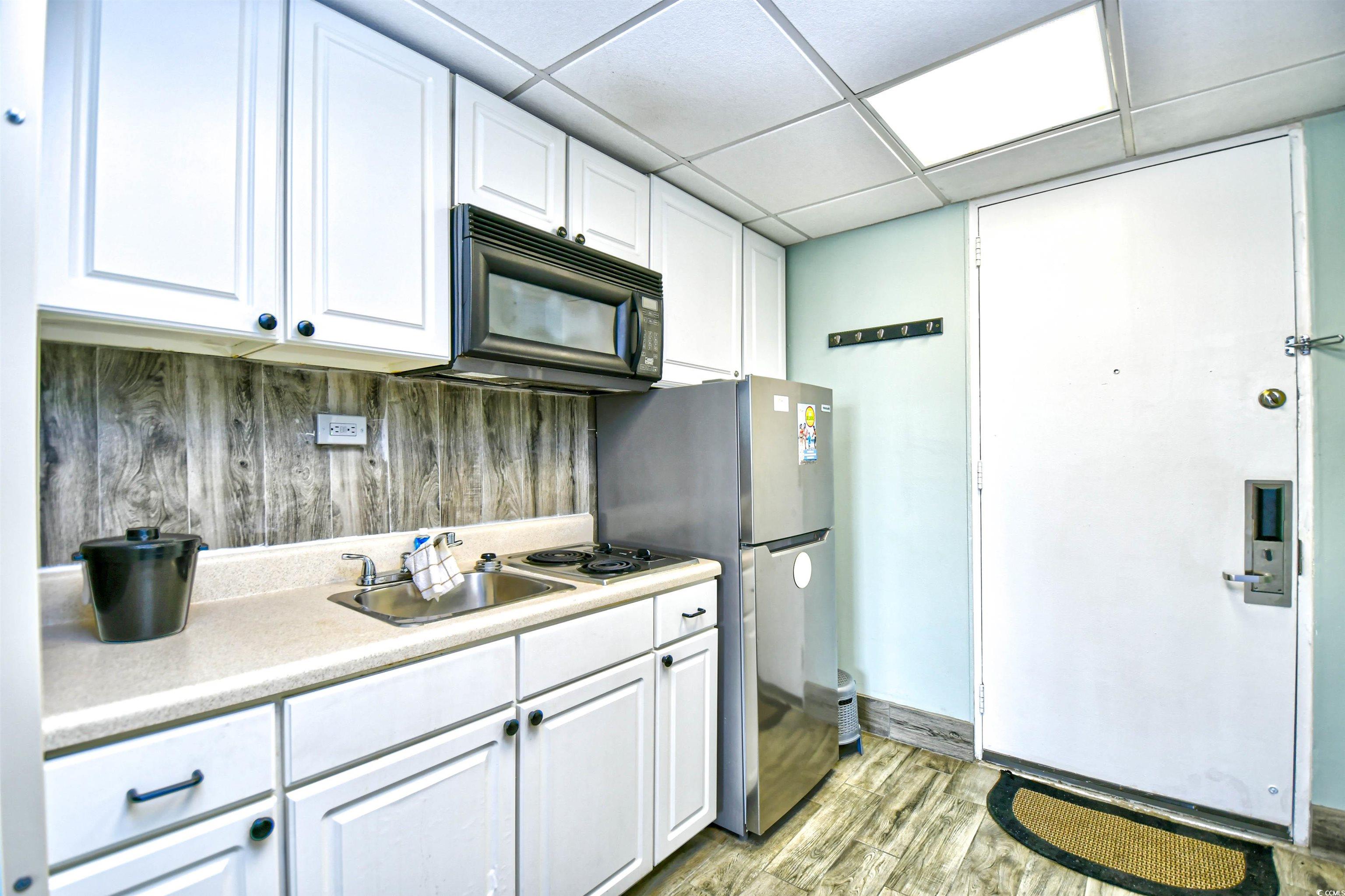 6803 N Ocean Blvd. Property Photo 10