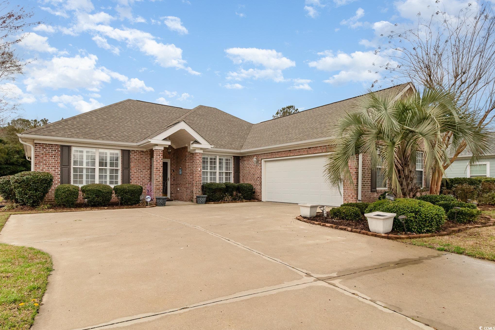 951 Foxtail Dr. Property Photo 2
