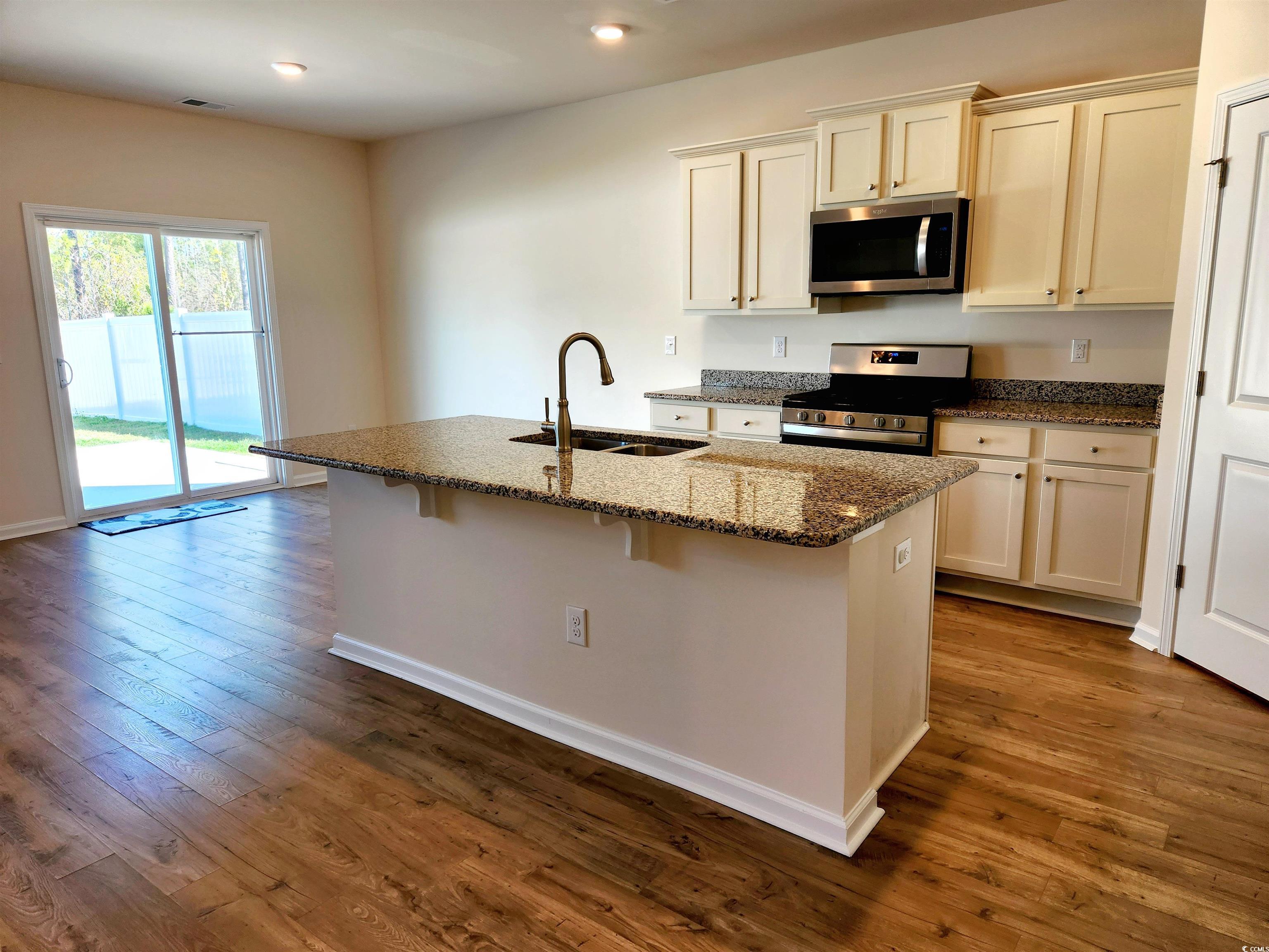 5088 Wavering Place Loop Property Photo 8