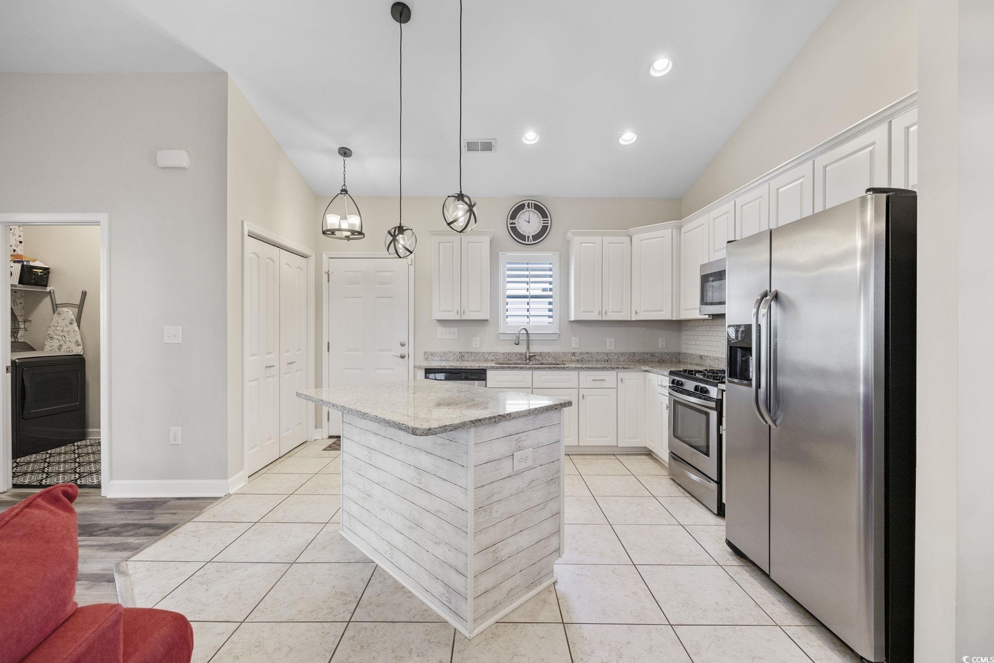 514 Vallecrosia Ct. Property Photo 11