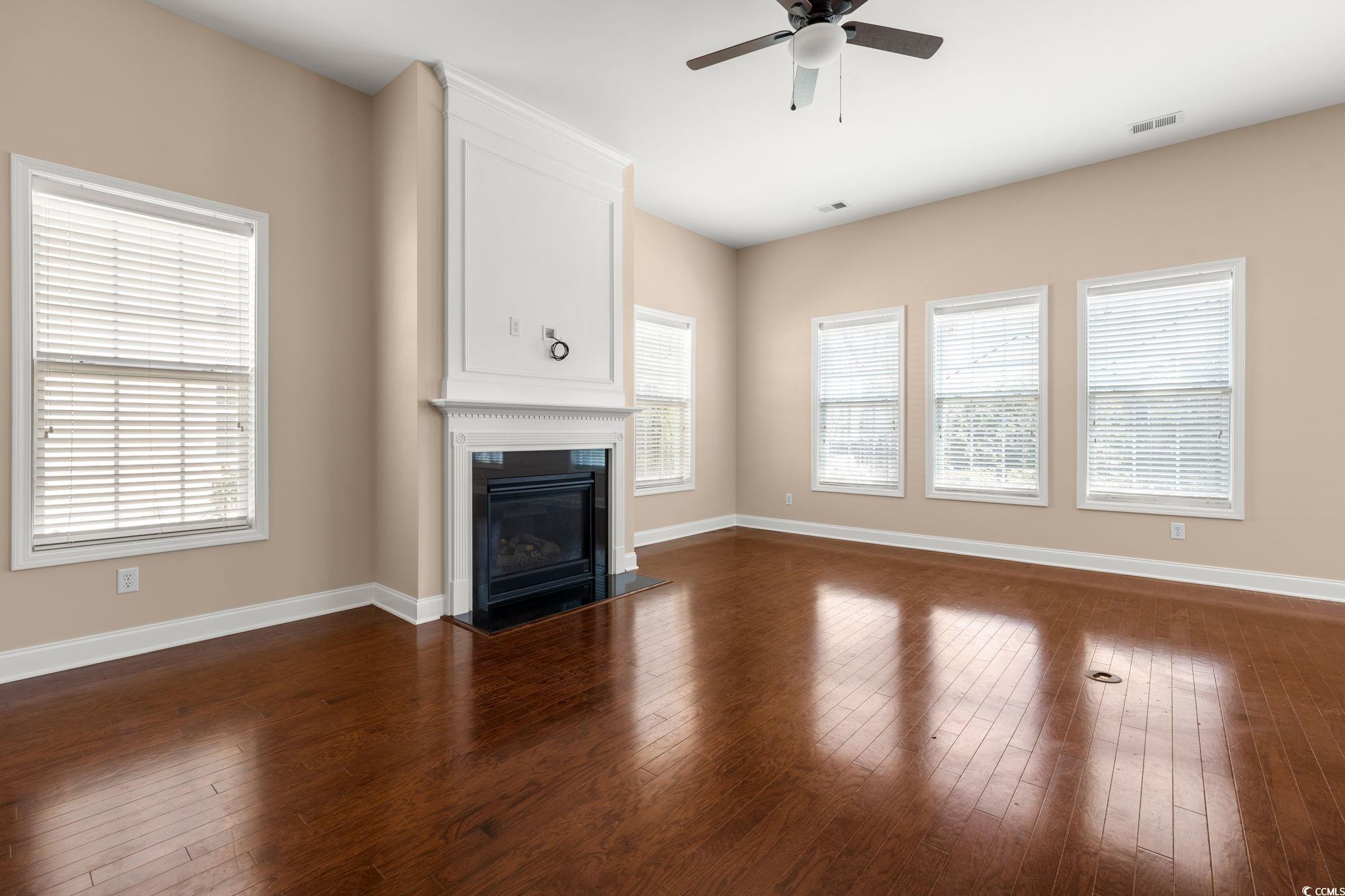 1178 Shire Way Property Photo 8