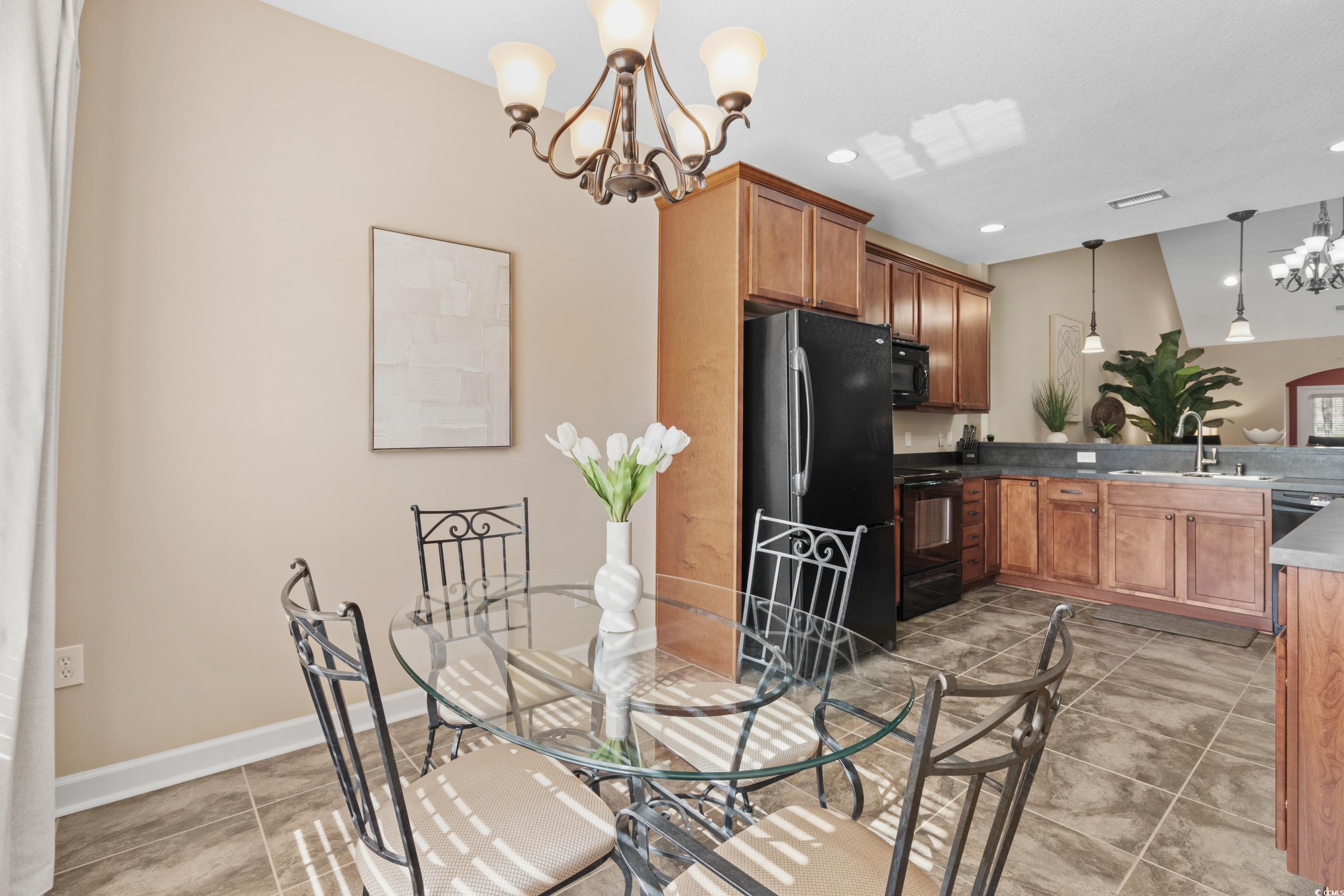 822 Foxtail Dr. Property Photo 15