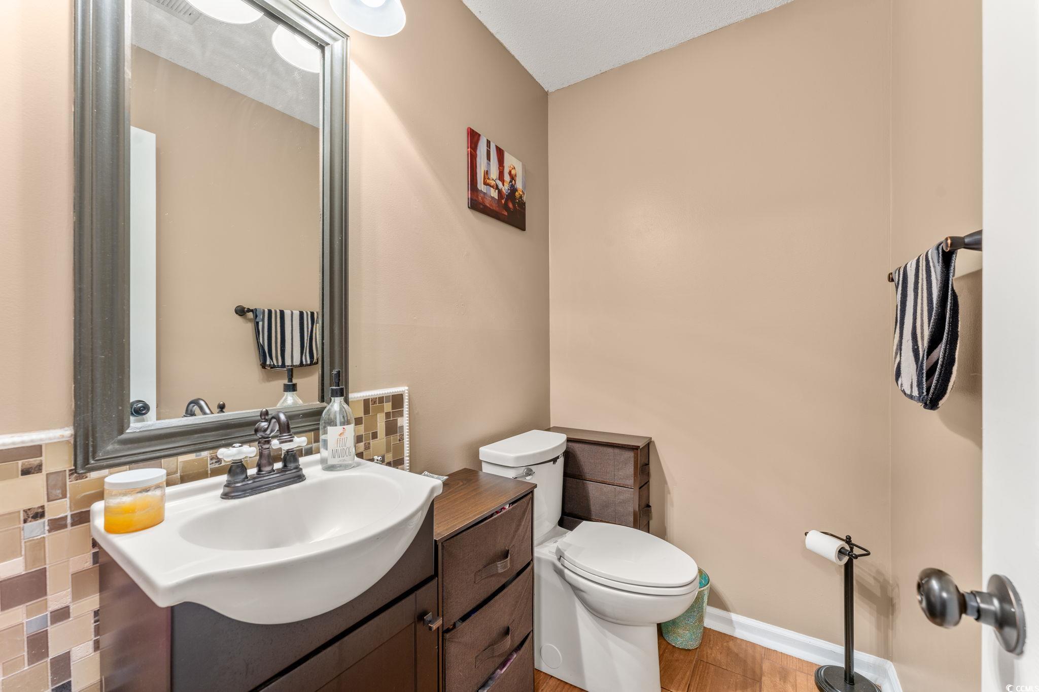 4916 Darby Ln. Property Photo 24