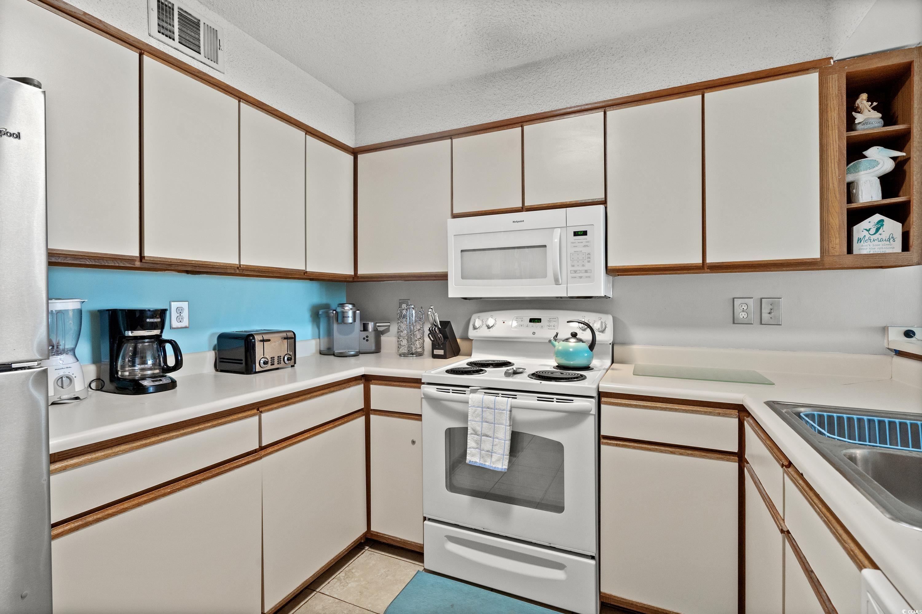 1425 S Ocean Blvd. Property Photo 13